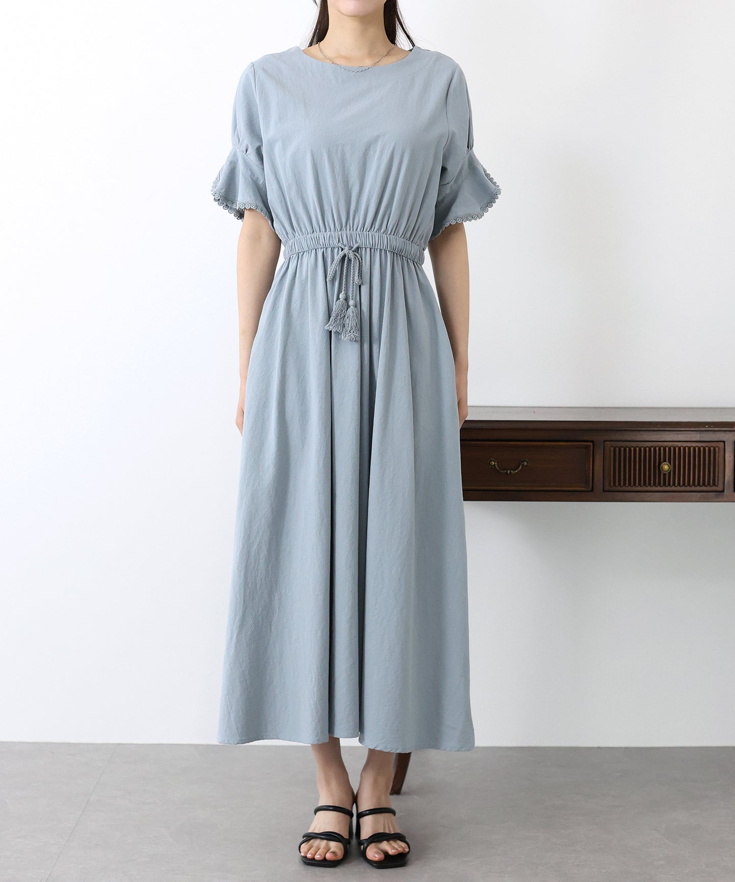 【SALE】袖レースドロストワンピース