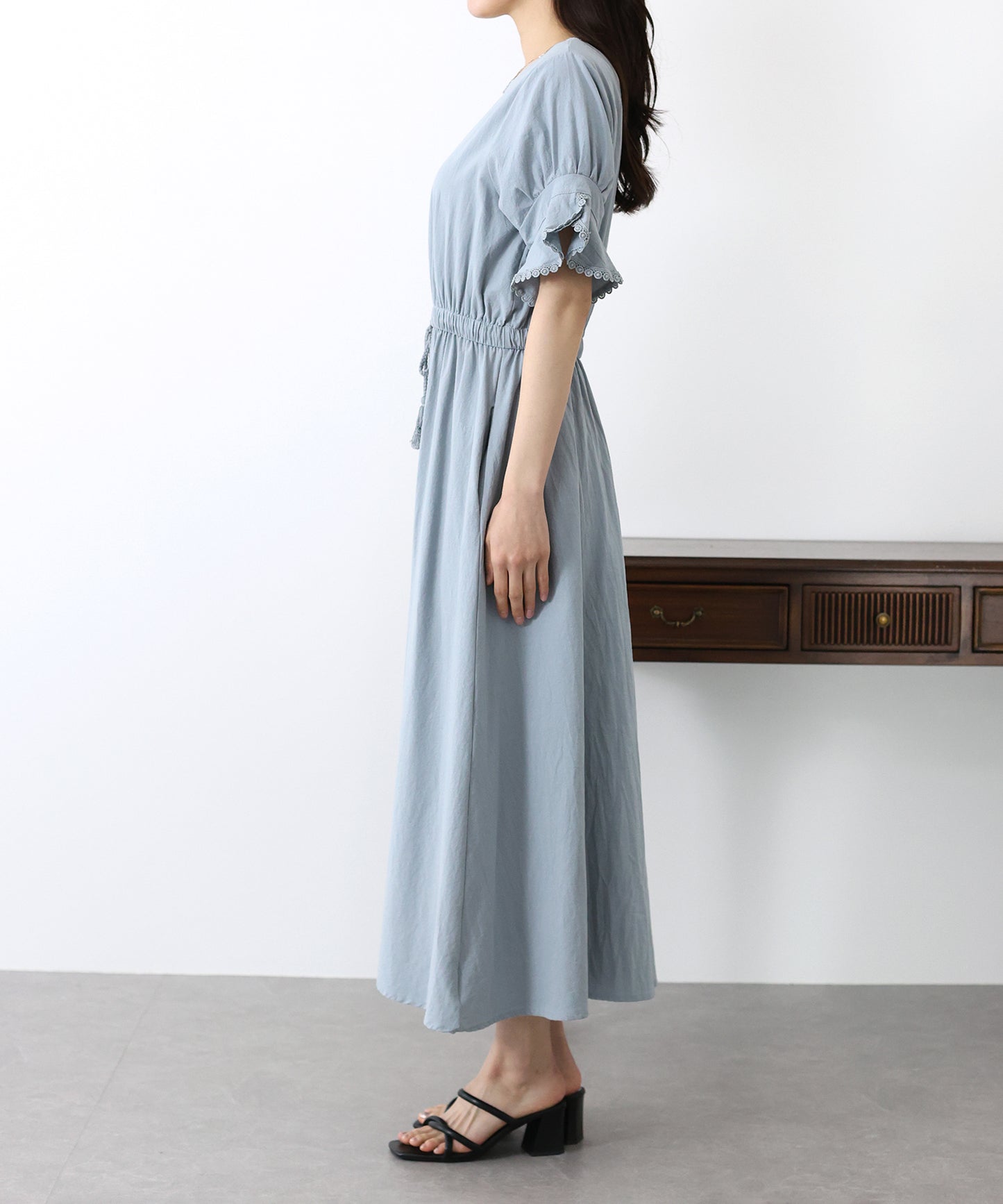 【SALE】袖レースドロストワンピース