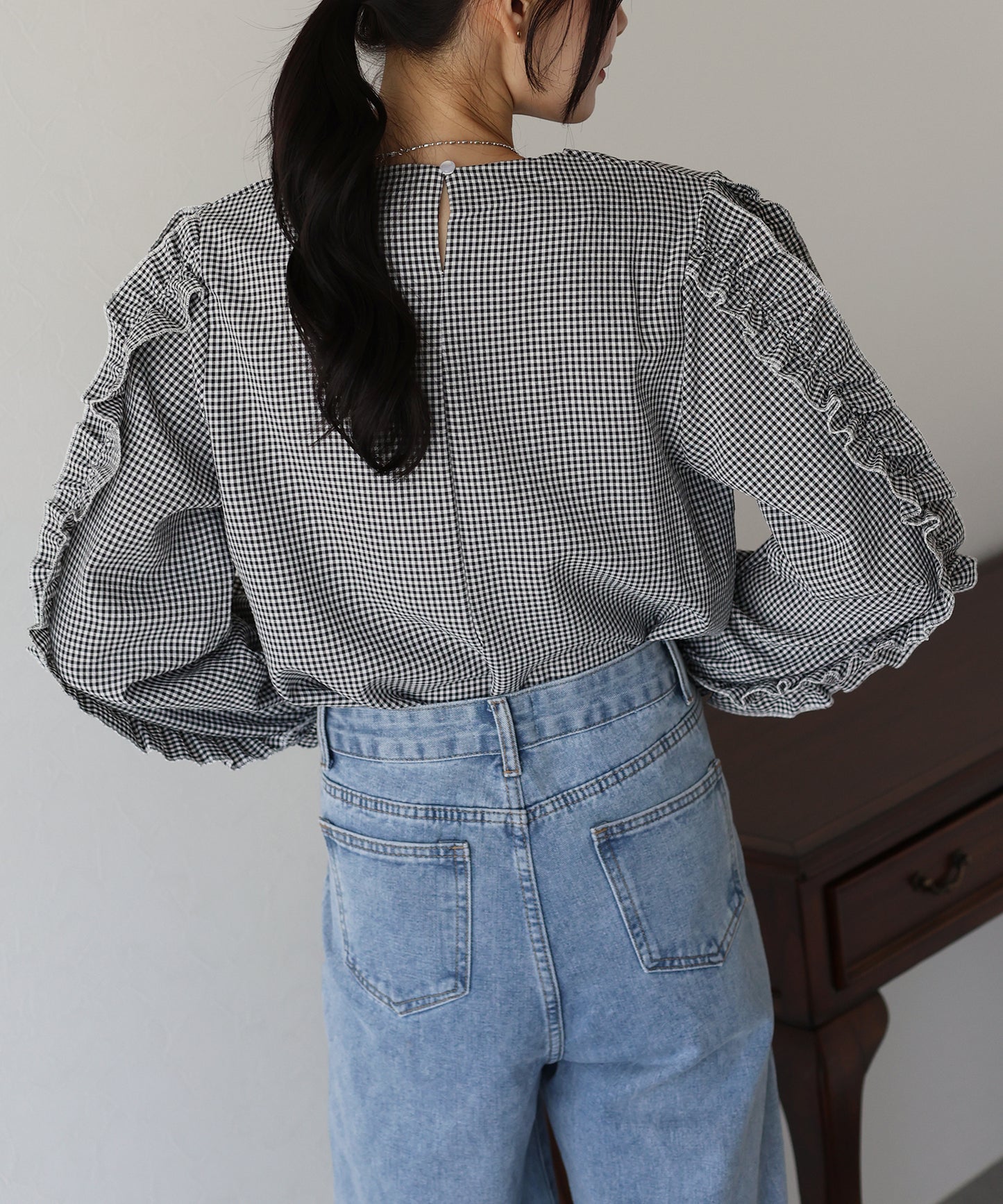 【SALE】フリルスリーブブラウス