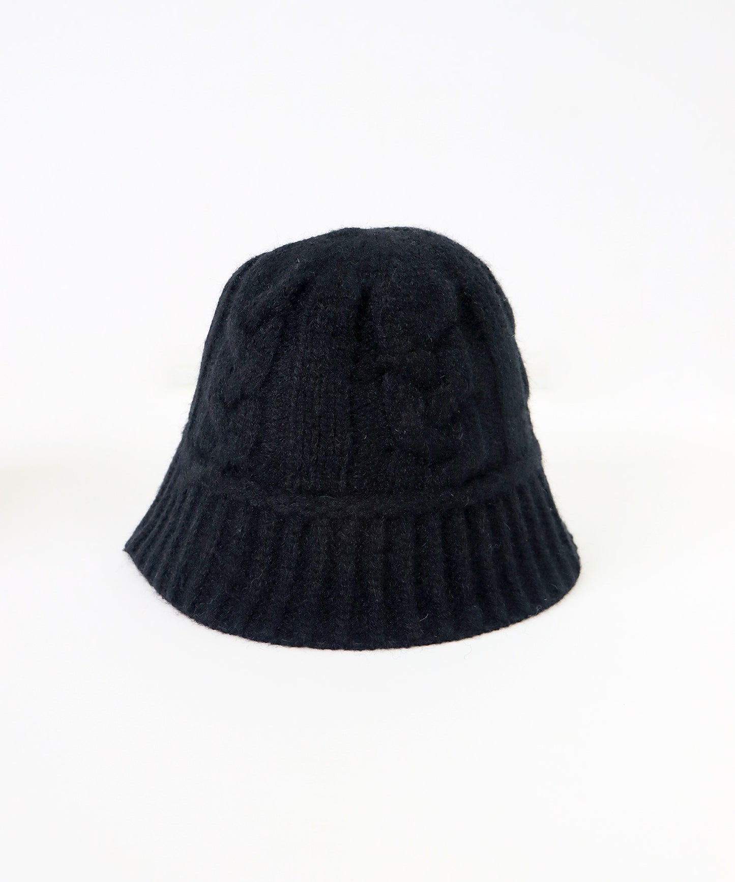 【SALE】ケーブルニットバケットハット