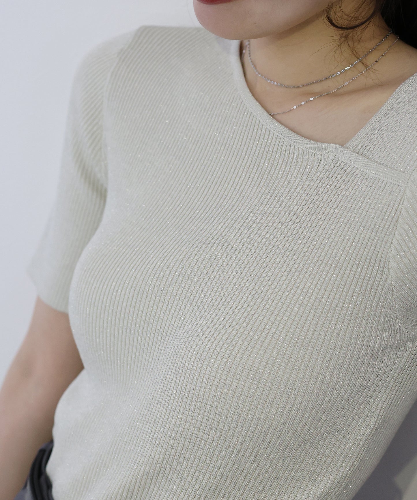 【SALE】アシメネックリブニット