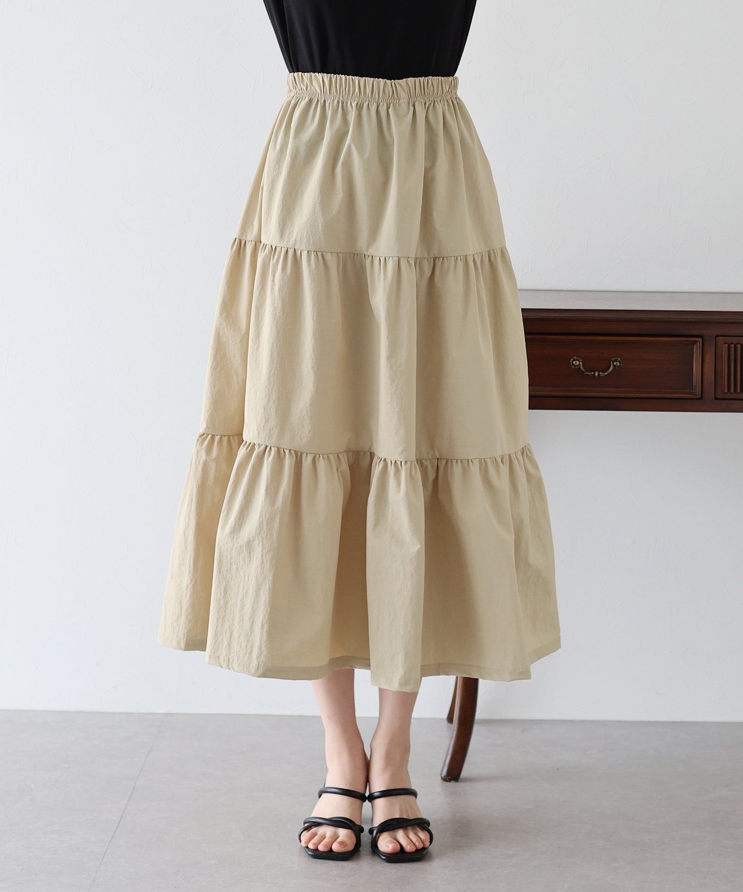 【SALE】ナイロンティアードスカート