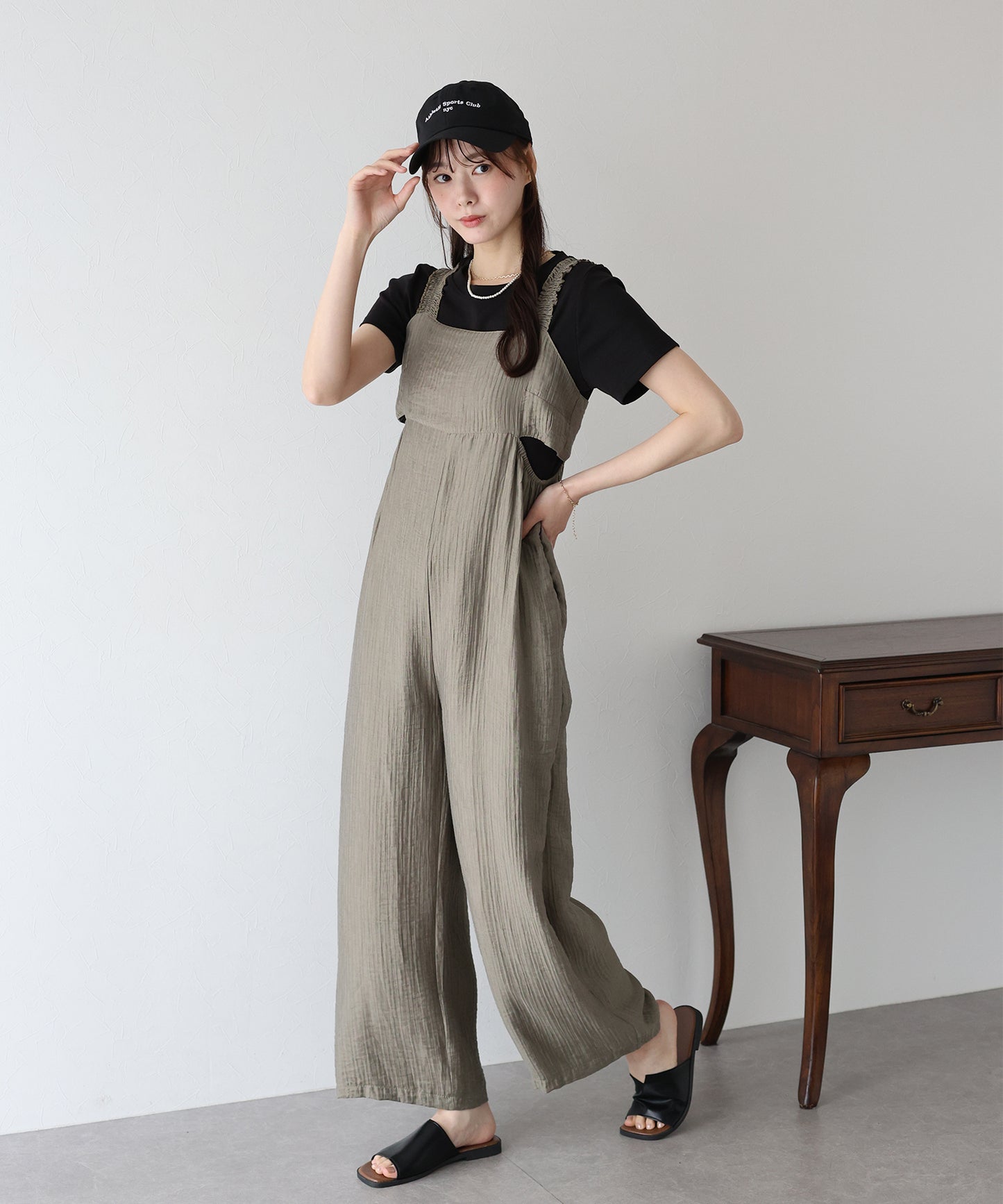 【SALE】カットアウトオールインワン