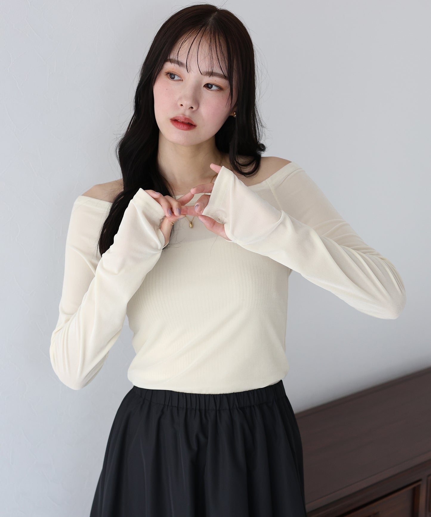 【TIME SALE】シアーベロアオフショルTシャツ【ネコポス】