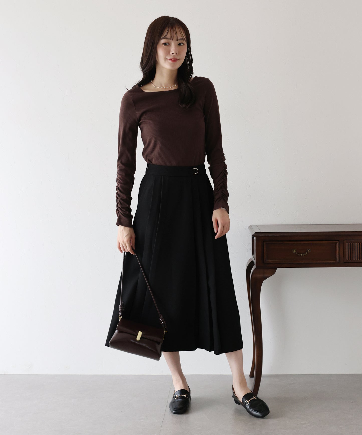 サイドベルトプリーツスカート