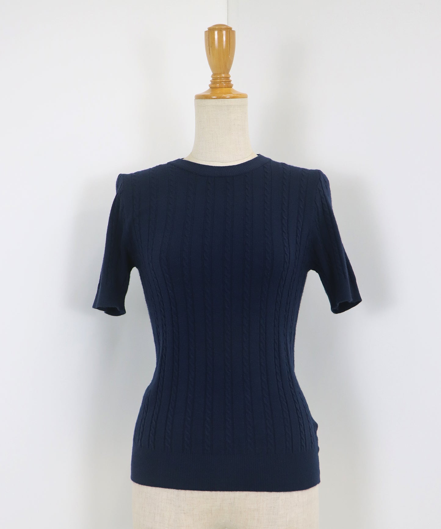 半袖ケーブルニット