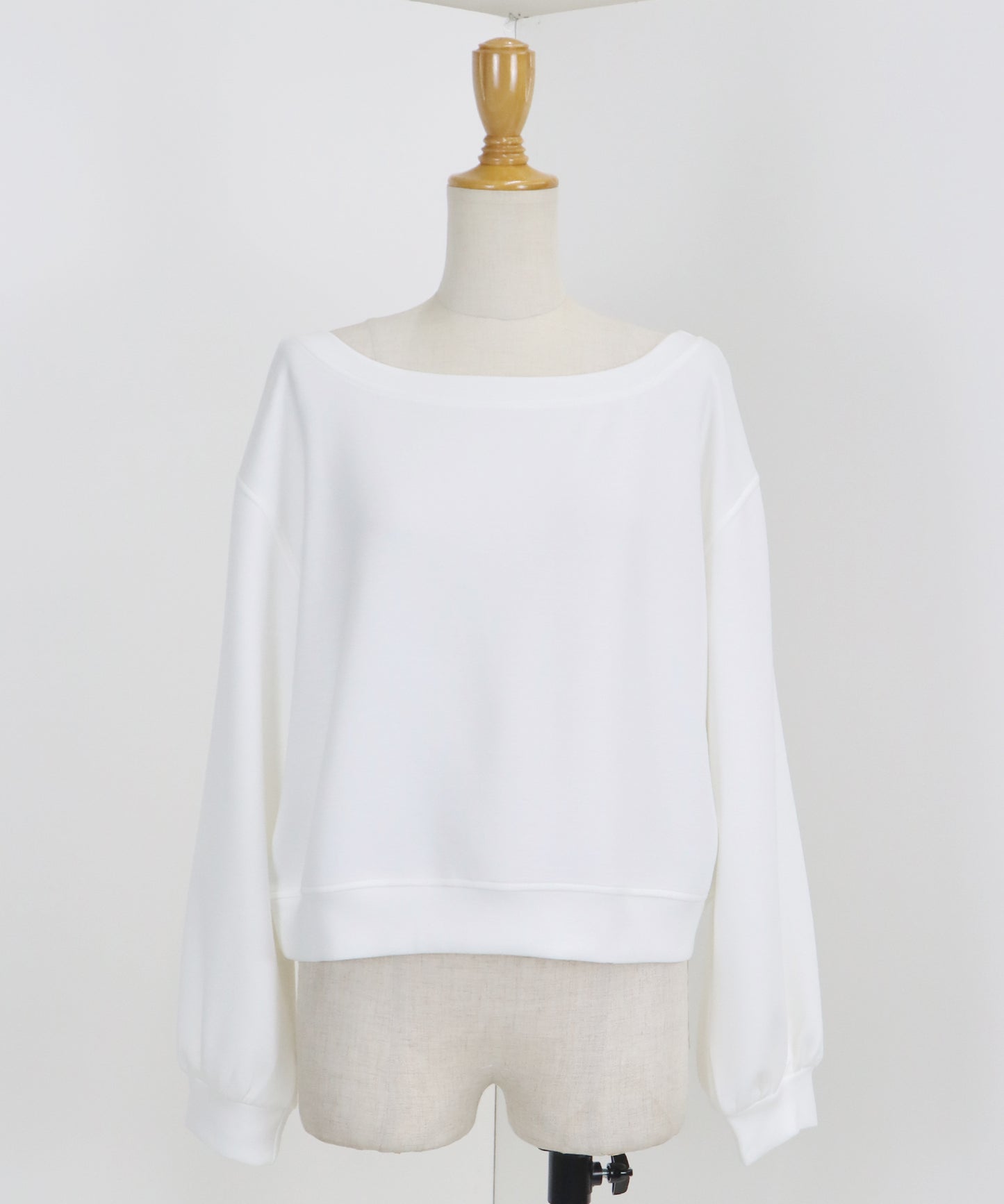 【SALE】オフショルダースウェット