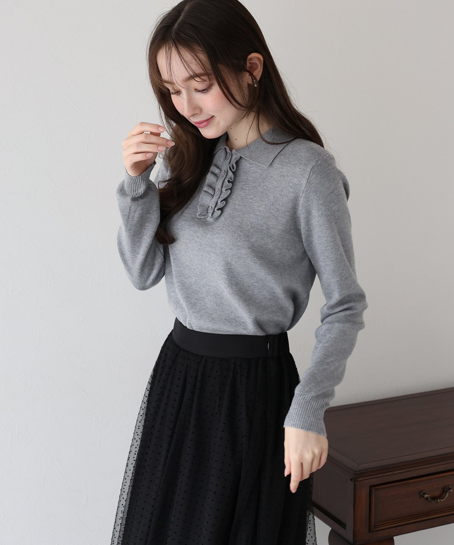 【早割5%OFF】ウール混フロントフリルポロニット