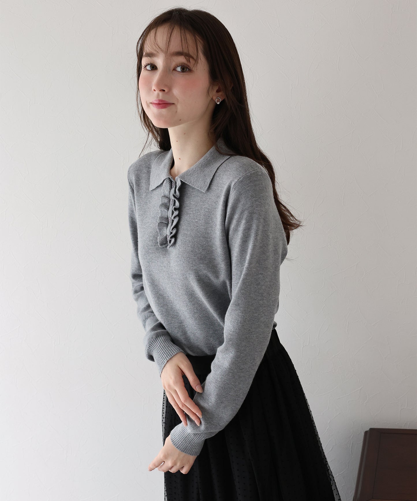 【早割5%OFF】ウール混フロントフリルポロニット