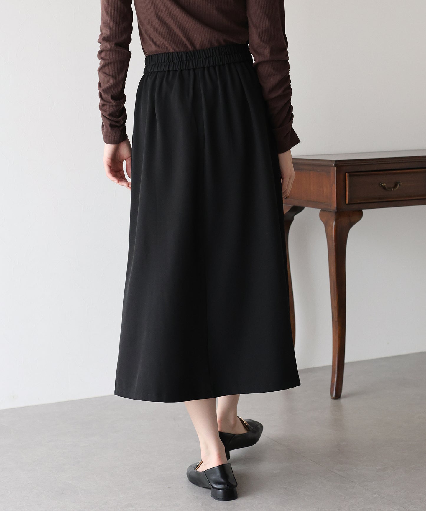 サイドベルトプリーツスカート
