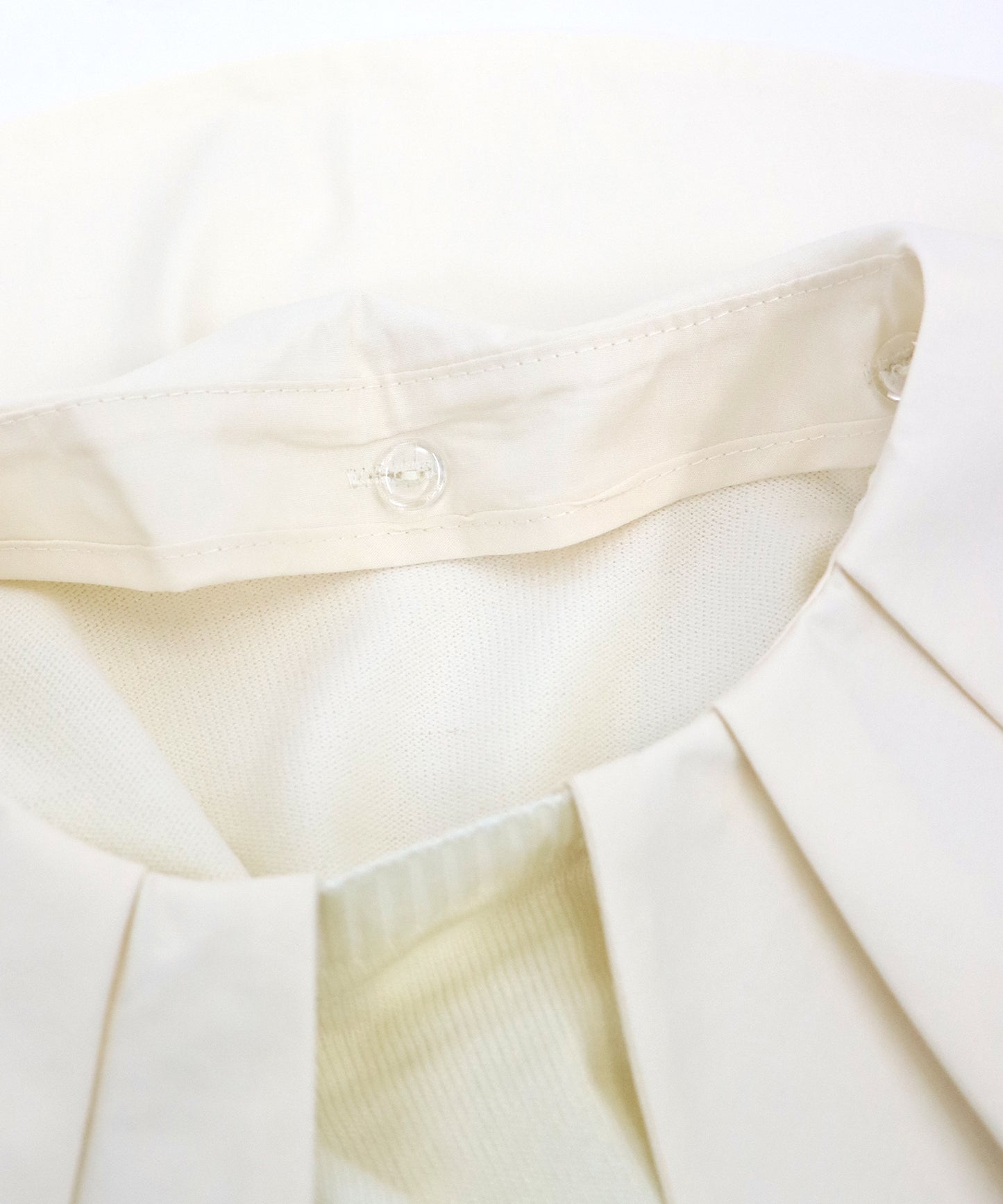 2WAYフリル襟付きニット