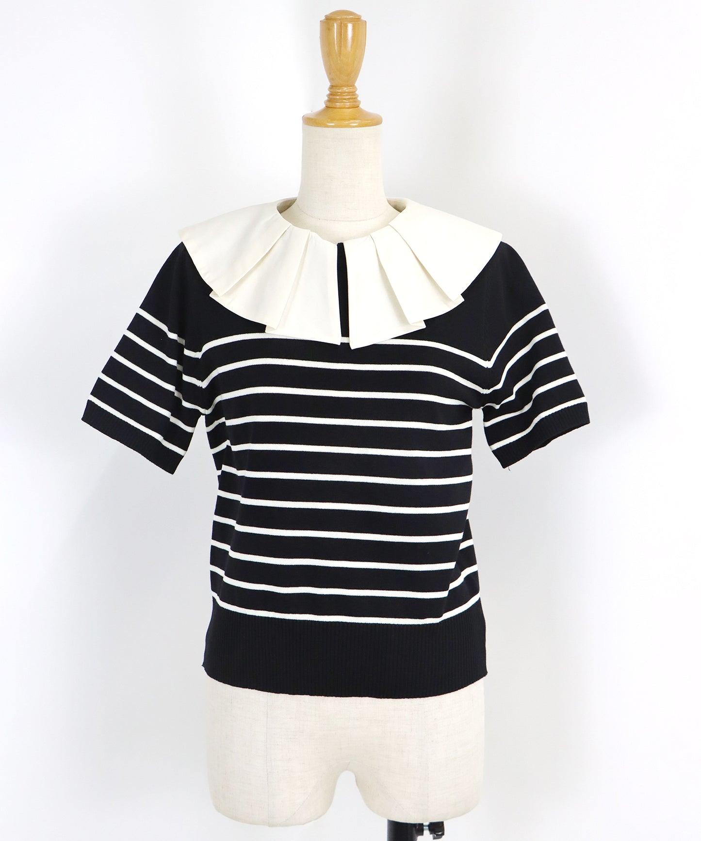 2WAYフリル襟付きニット