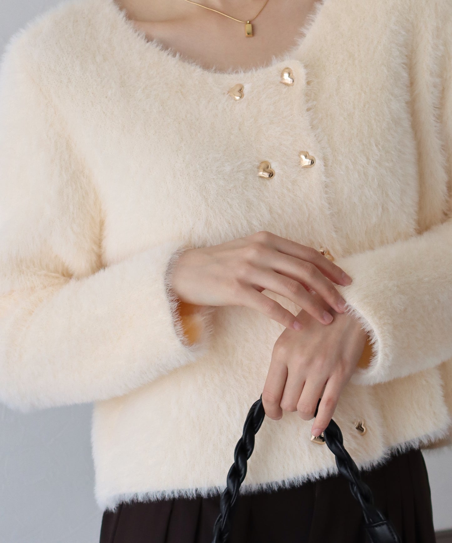 ハートボタンシャギーカーディガン