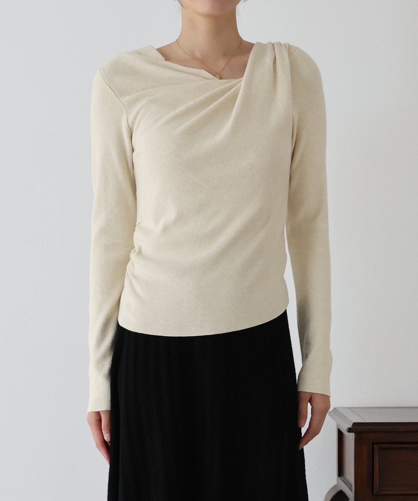 ドレープニット