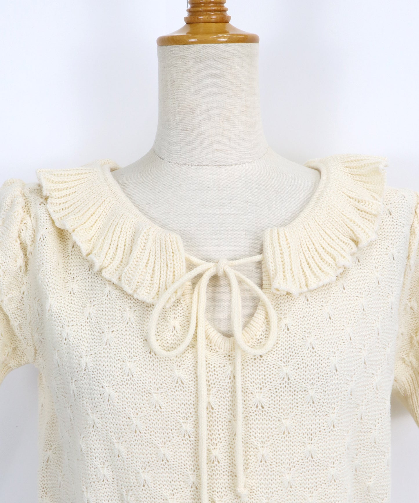 【SALE】フリル襟かぎ編みニット