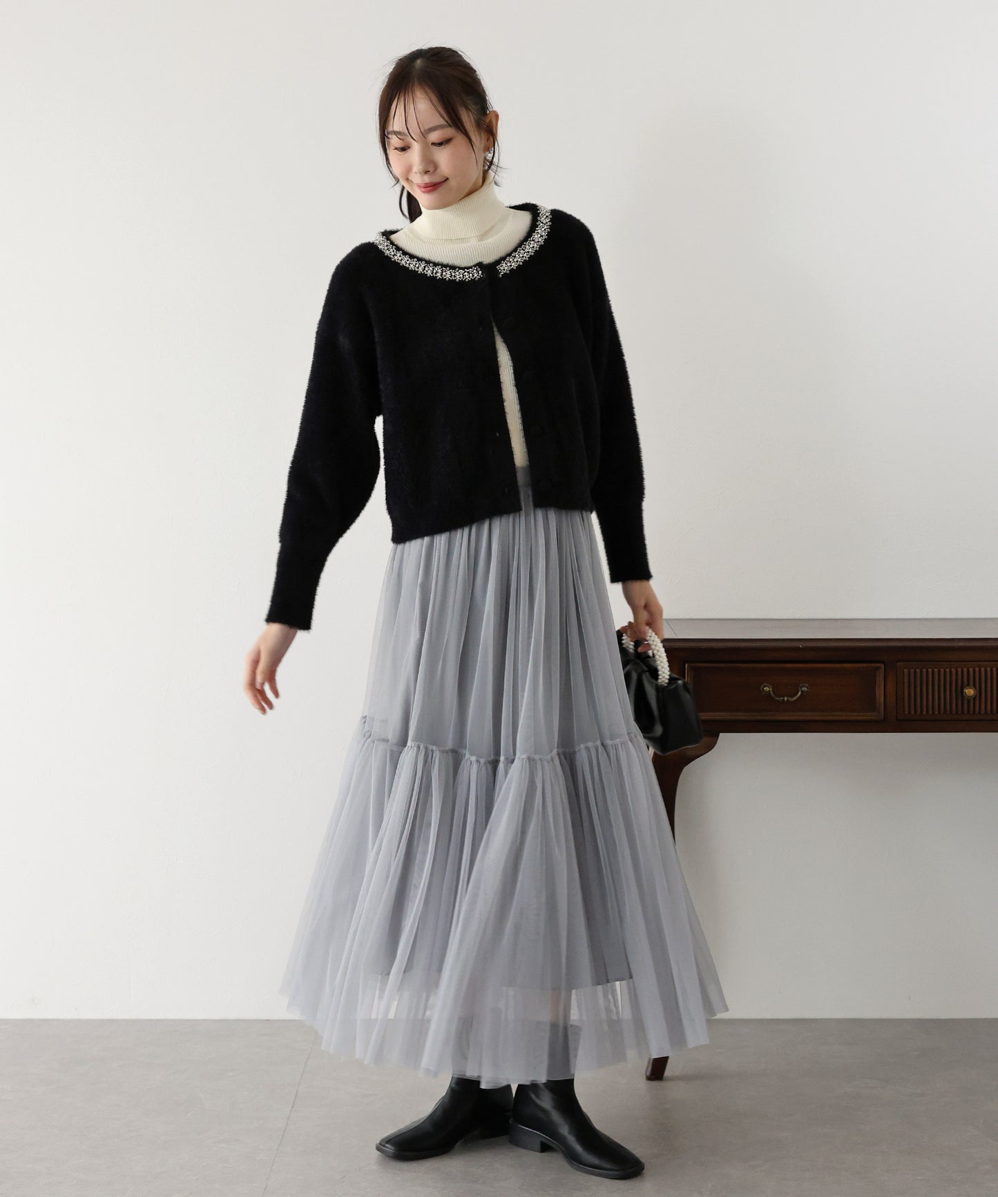 【SALE】ビジュー襟ニットカーディガン