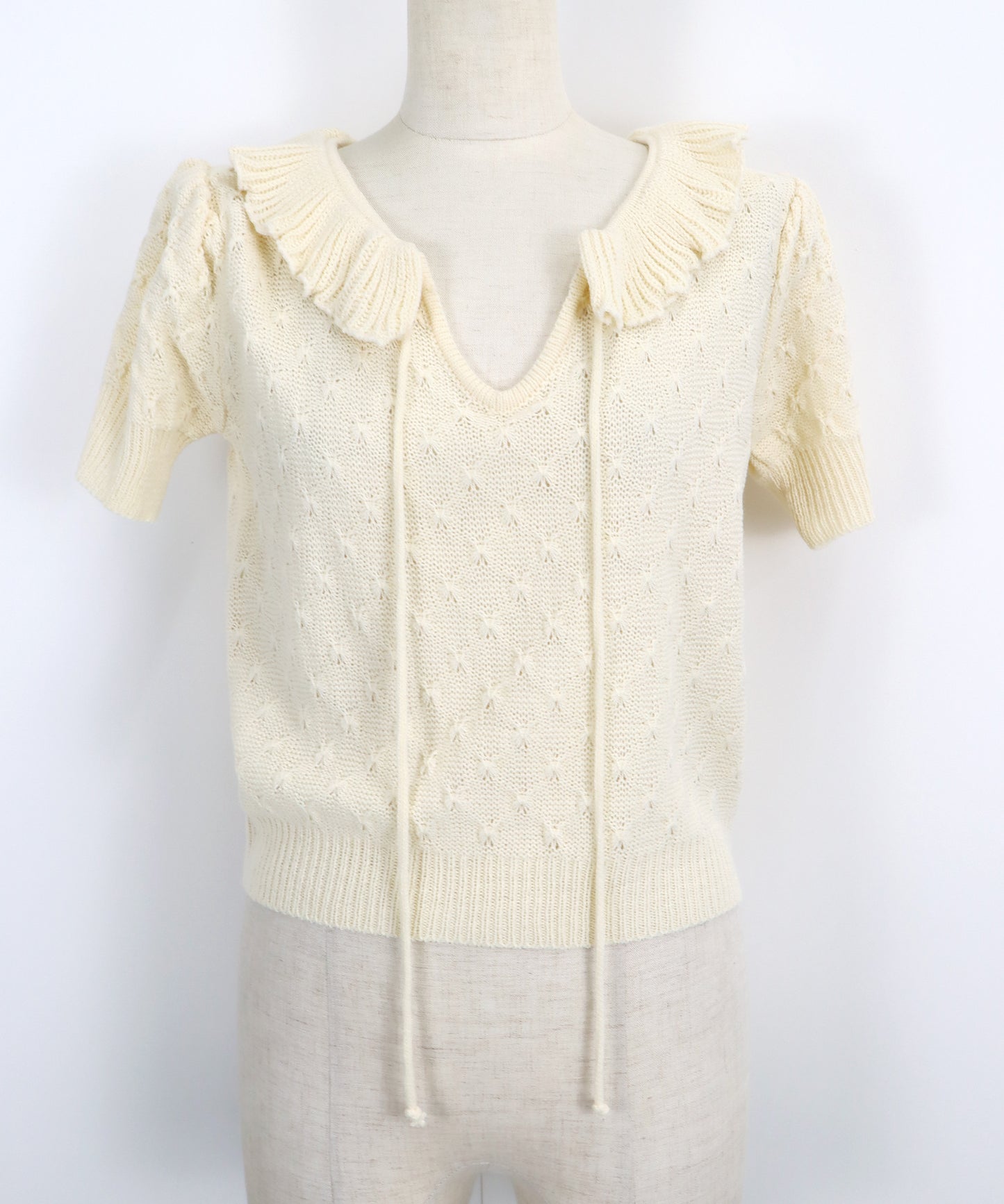 【SALE】フリル襟かぎ編みニット