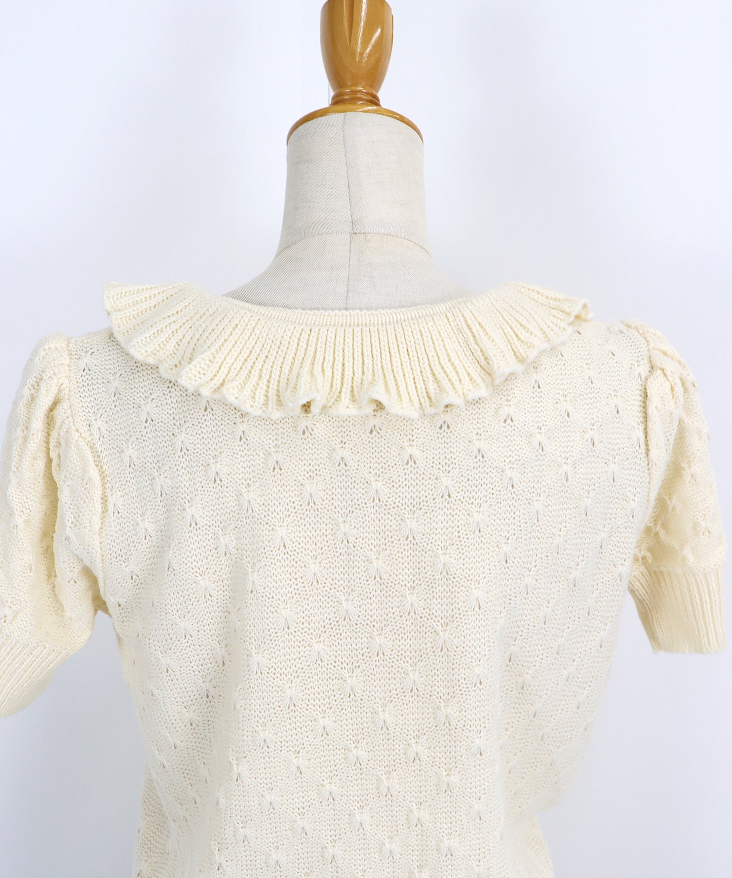 【SALE】フリル襟かぎ編みニット
