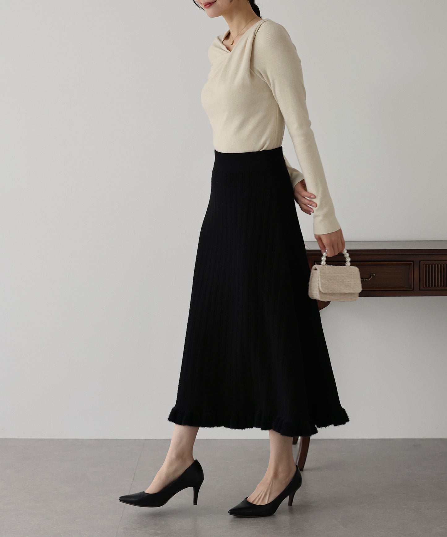 【SALE】裾フリルニットスカート