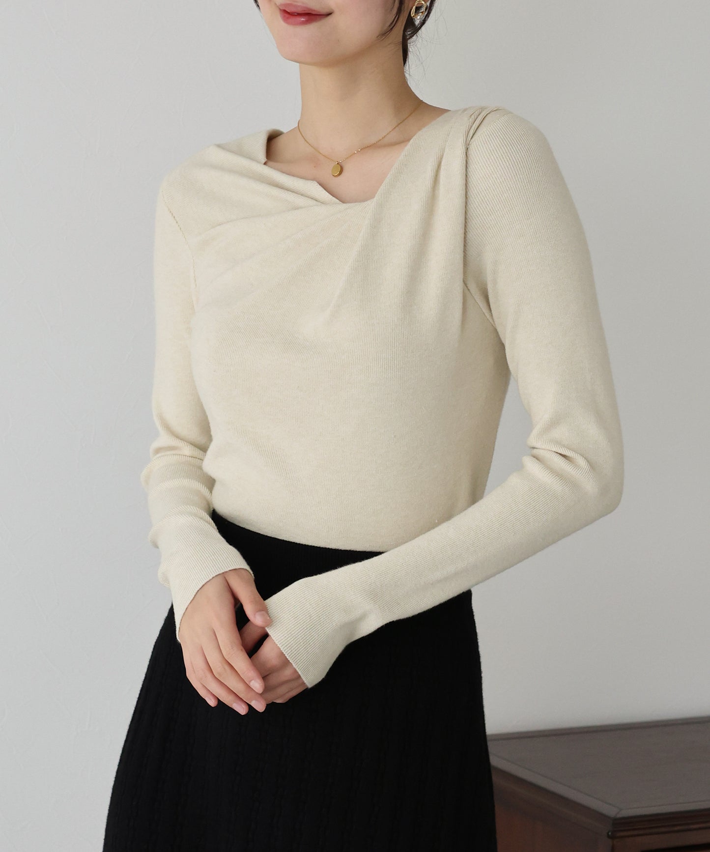 ドレープニット