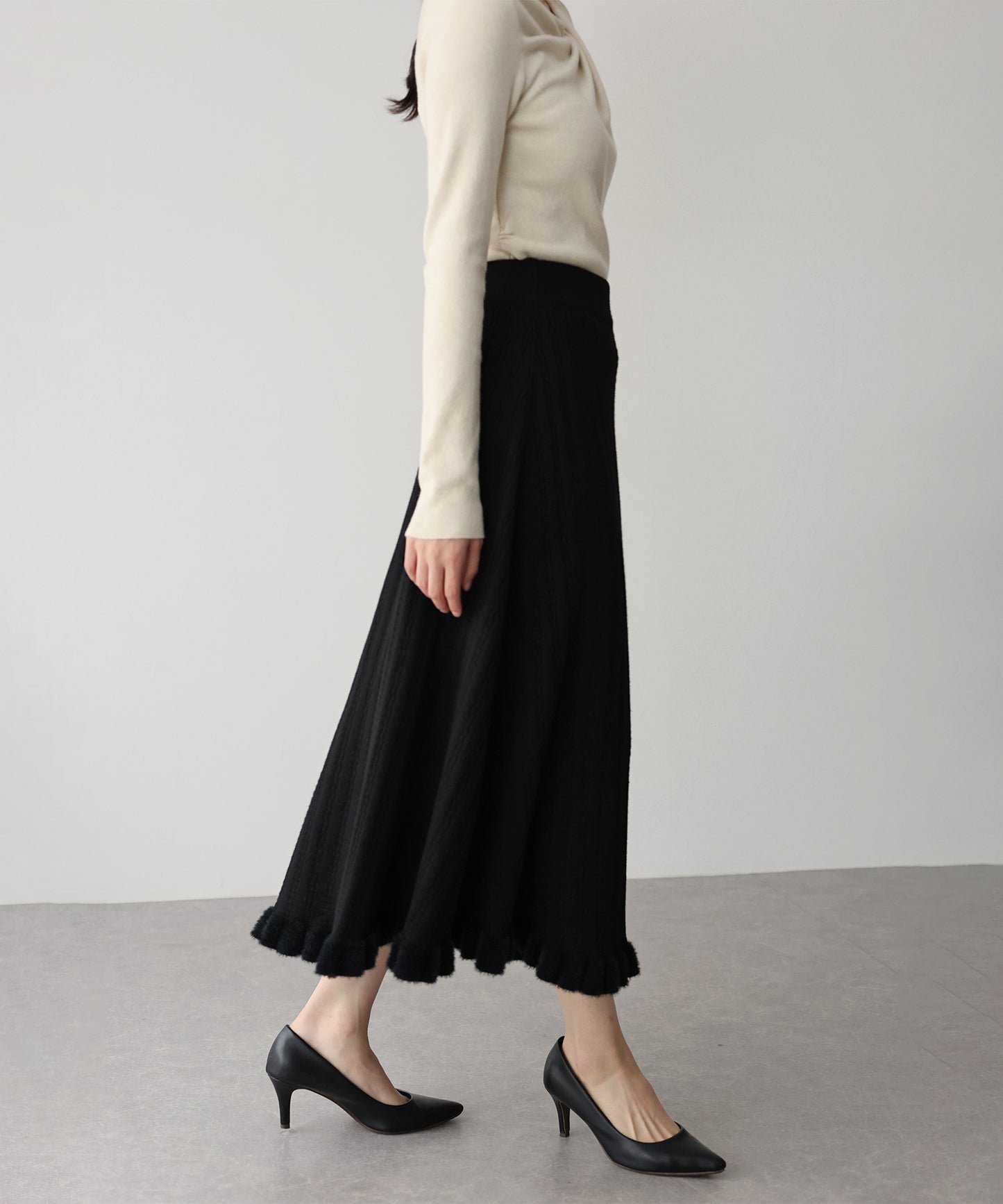 【SALE】裾フリルニットスカート