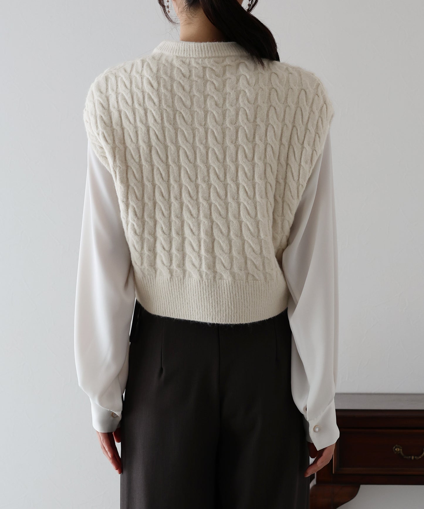 【SALE】ウッドボタンケーブルベスト