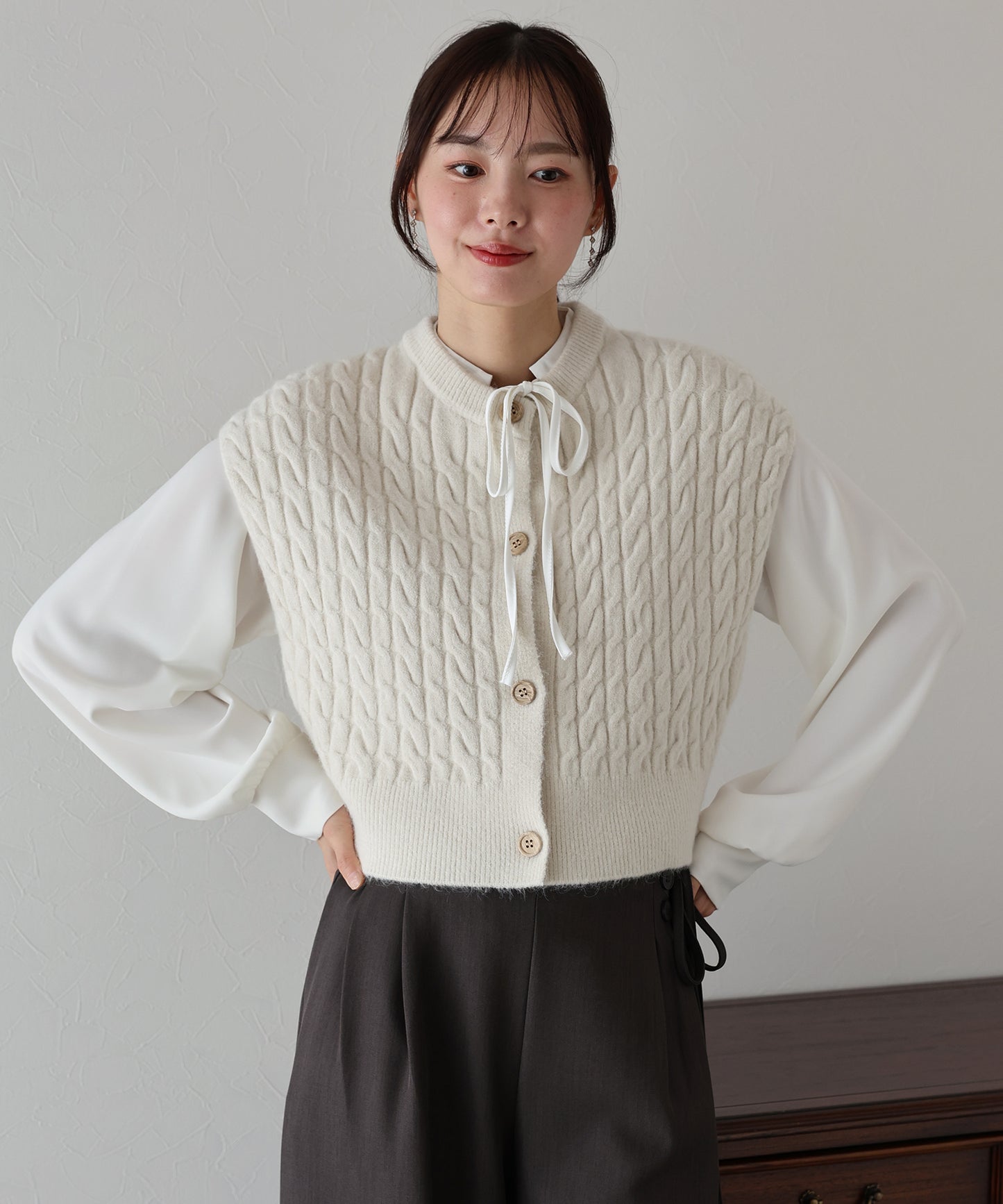 【SALE】ウッドボタンケーブルベスト