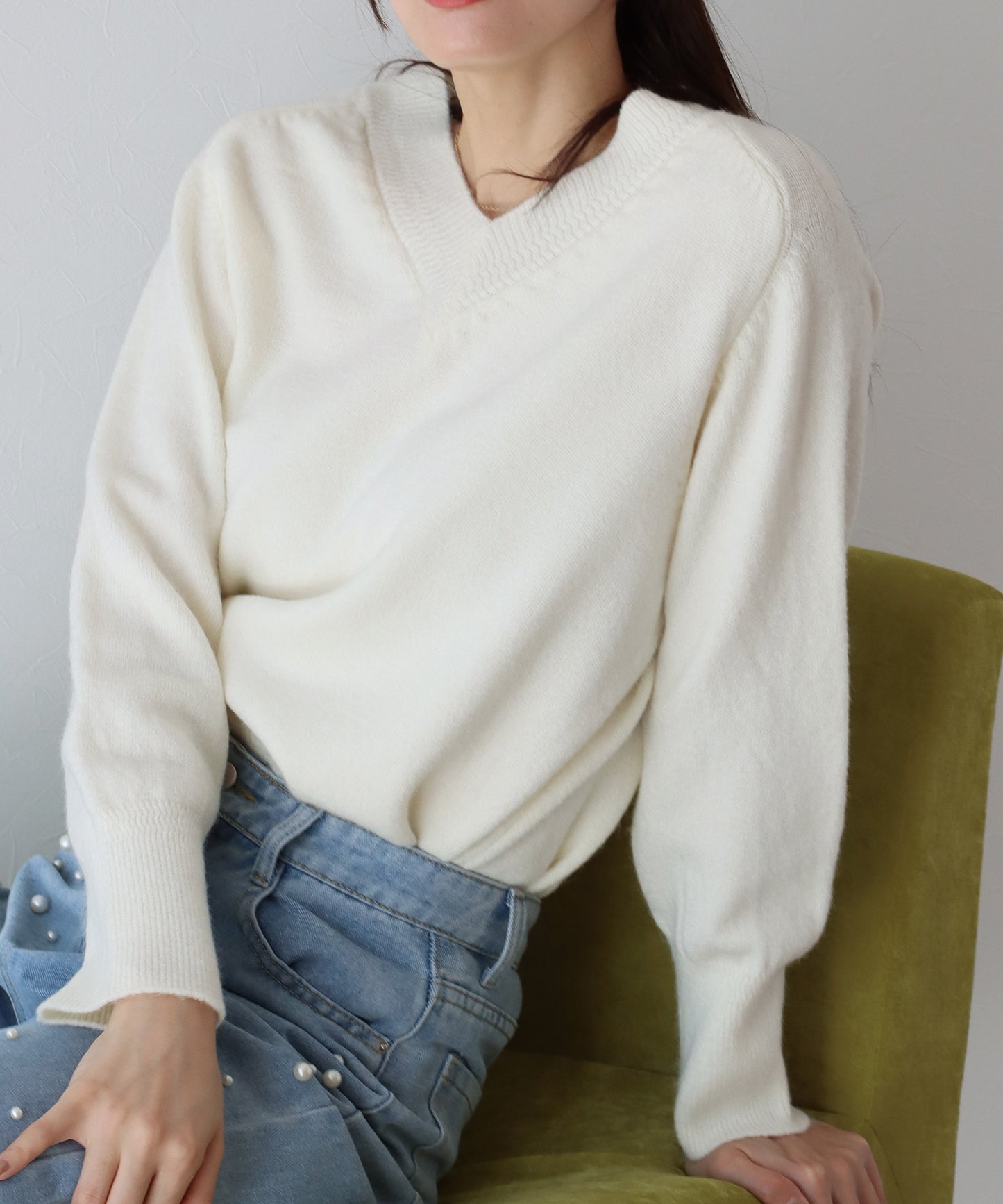 【SALE】Vネックニット