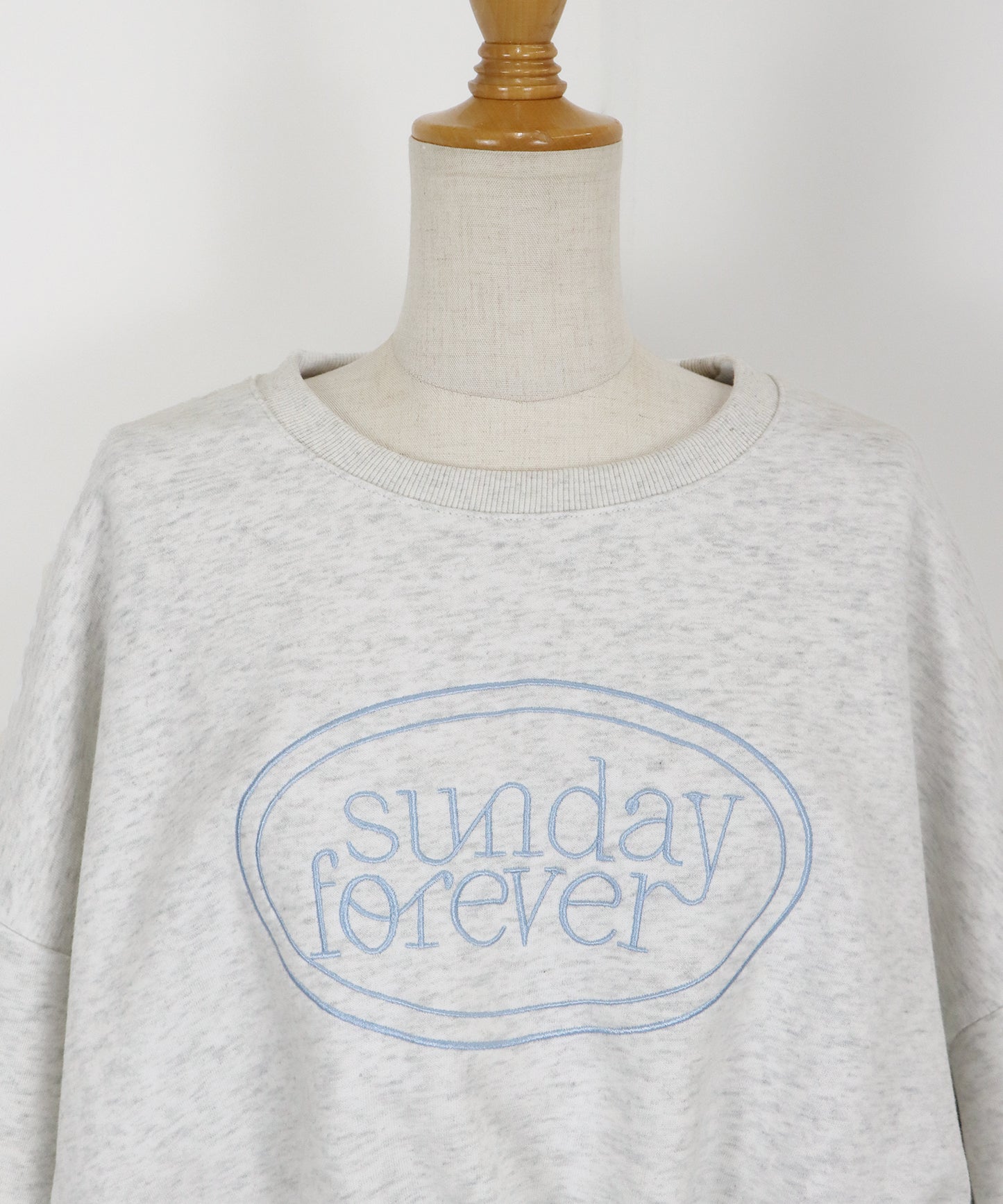 【TIME SALE】SunDayForever刺繍スウェット