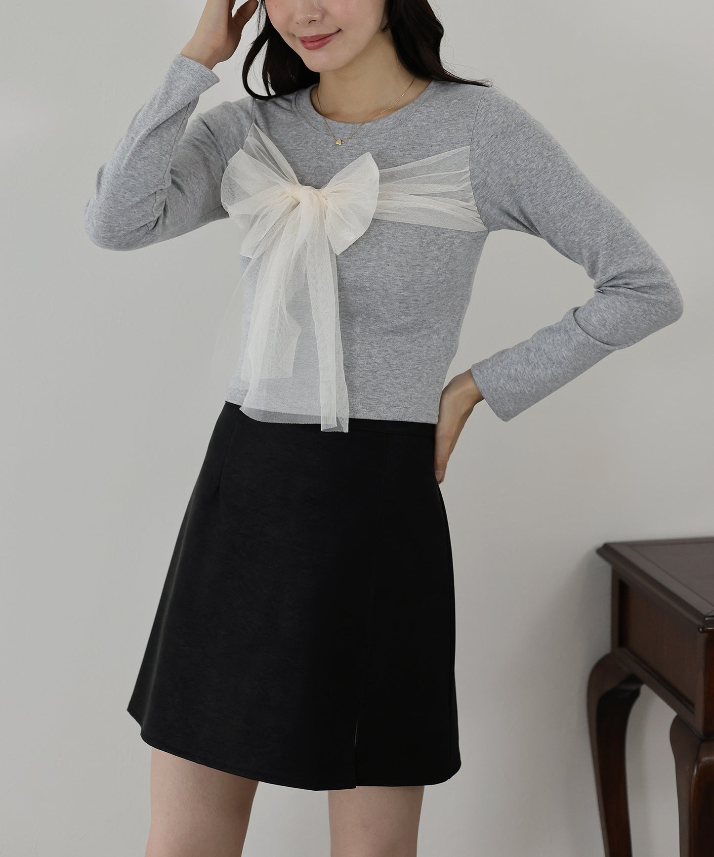 【SALE】チュールビッグリボン長袖Tシャツ