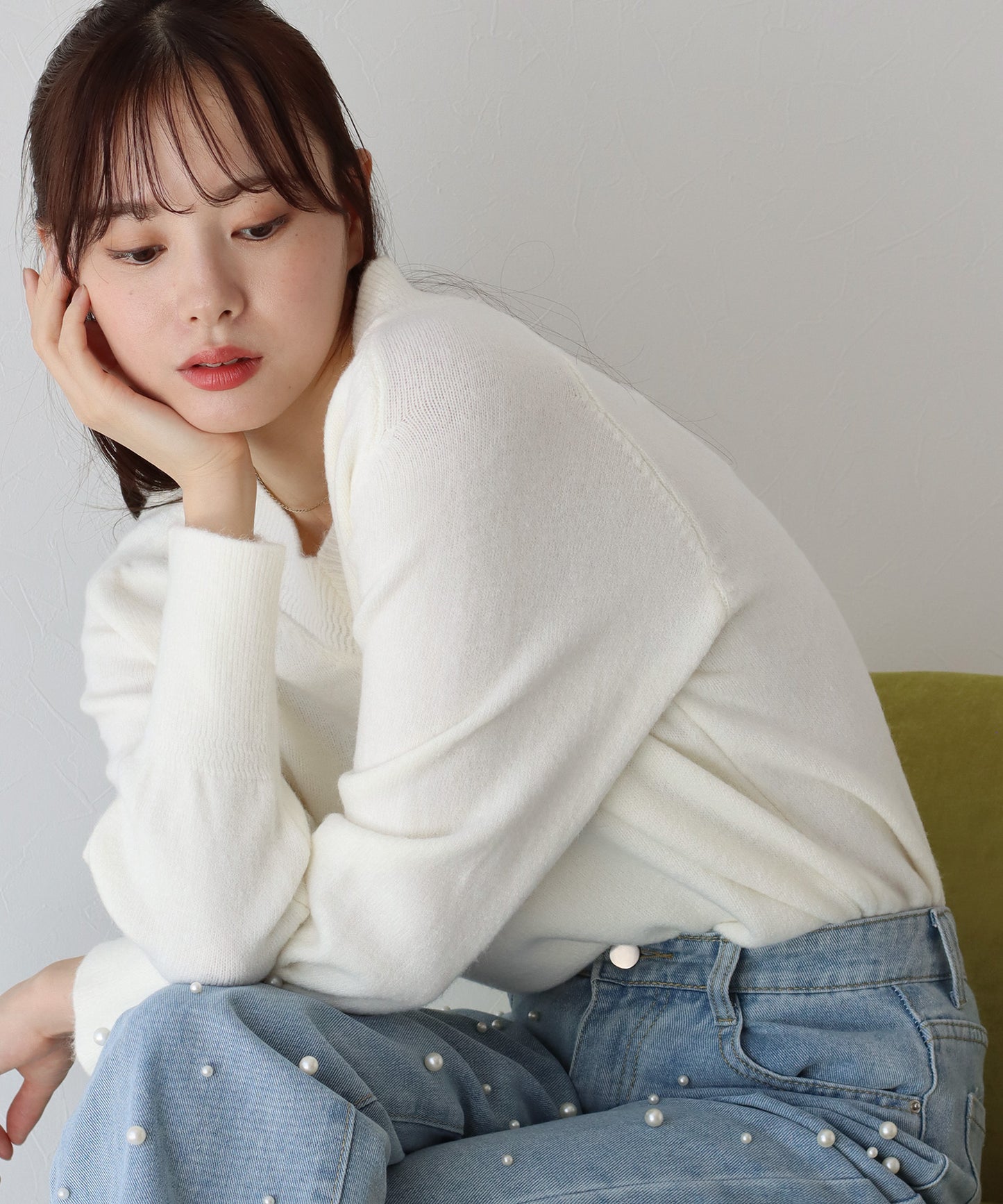 【SALE】Vネックニット