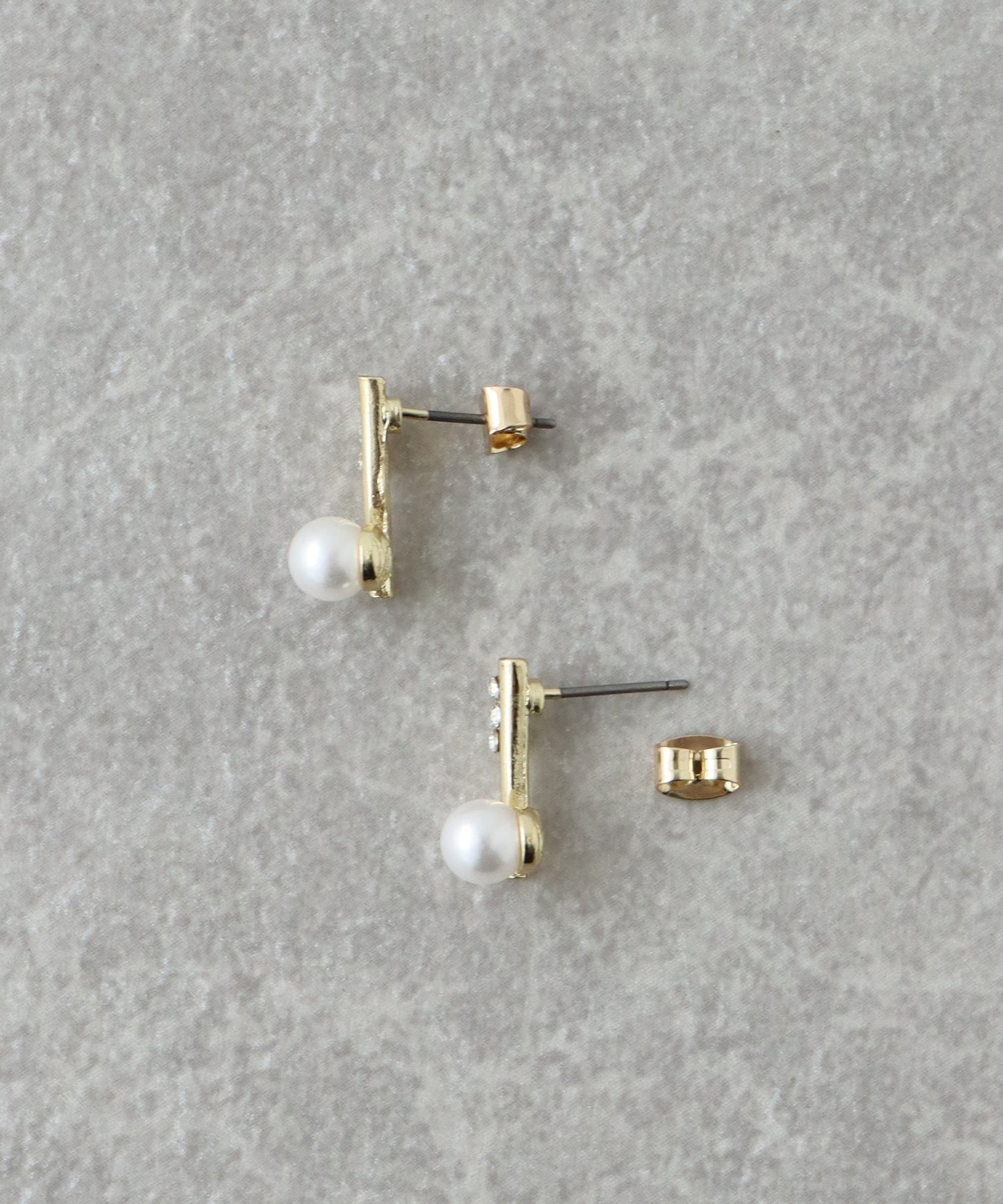 ラインビジューパールピアス【メール便】