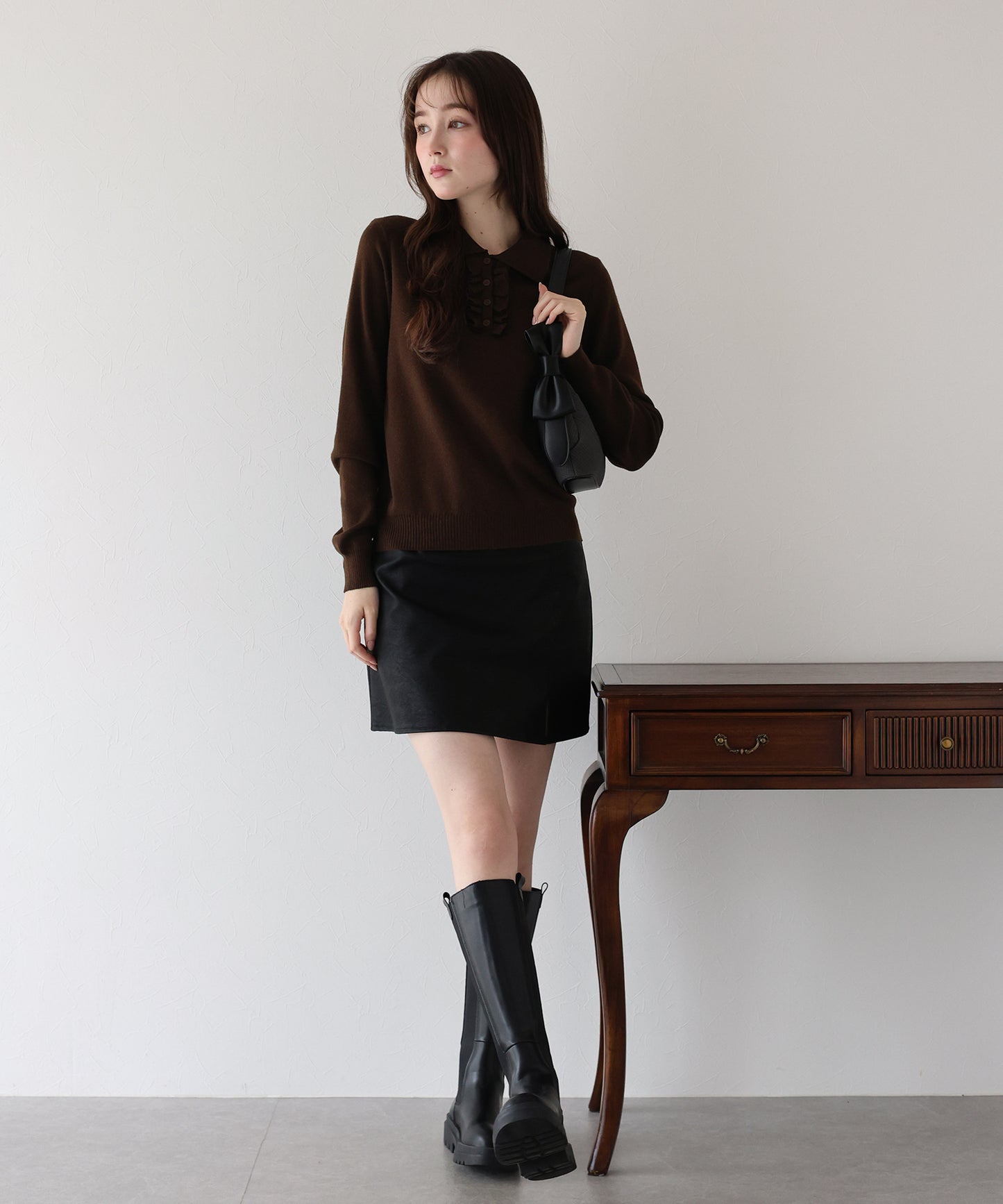 【早割5%OFF】ウール混フロントフリルポロニット