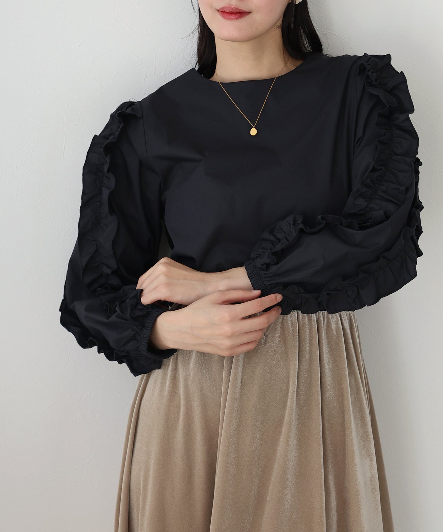 【SALE】フリルスリーブブラウス