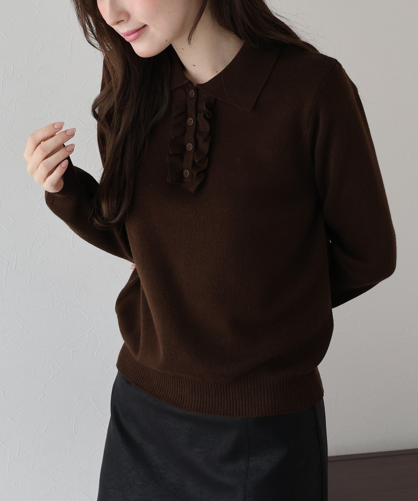 【早割5%OFF】ウール混フロントフリルポロニット