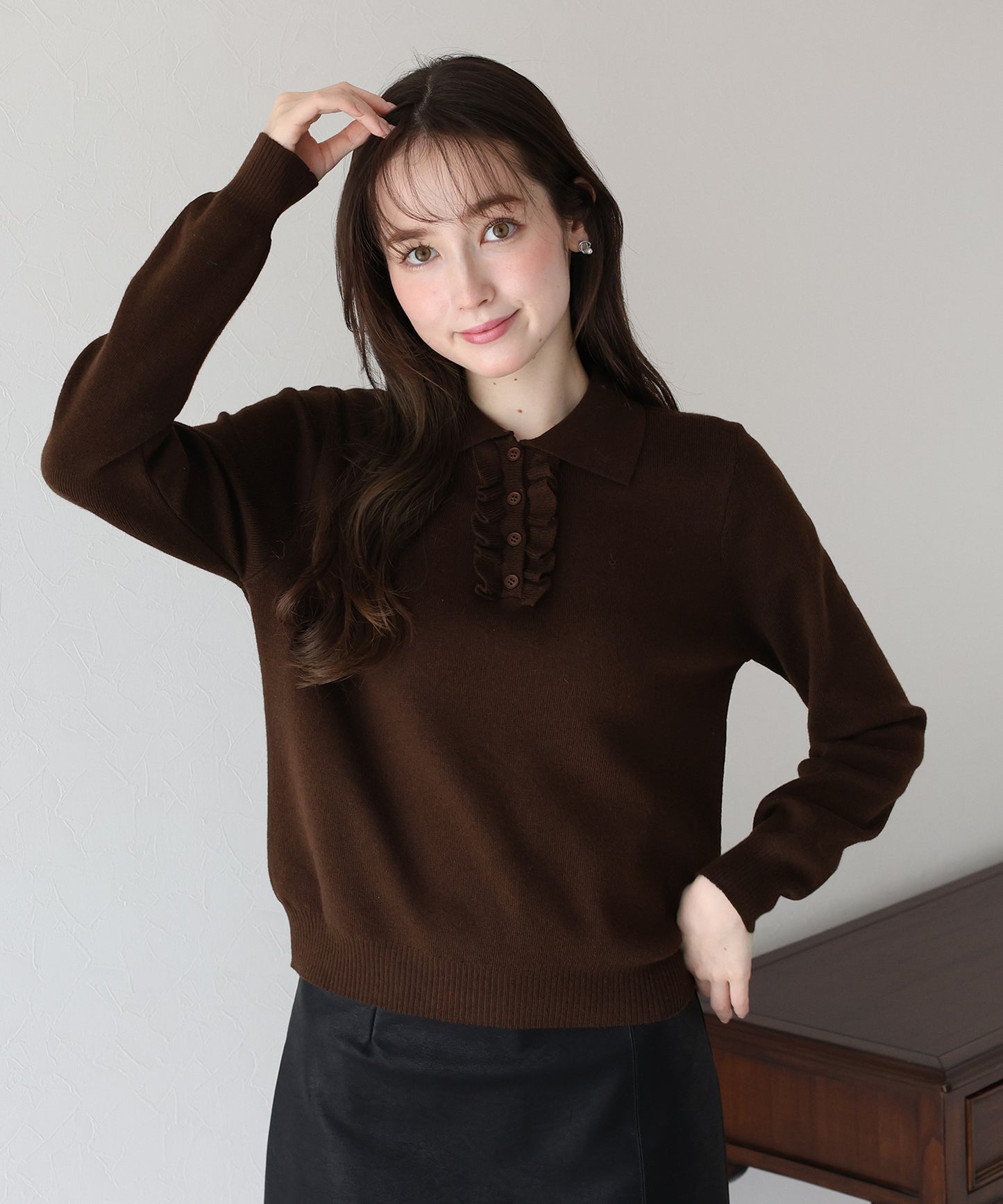 【早割5%OFF】ウール混フロントフリルポロニット