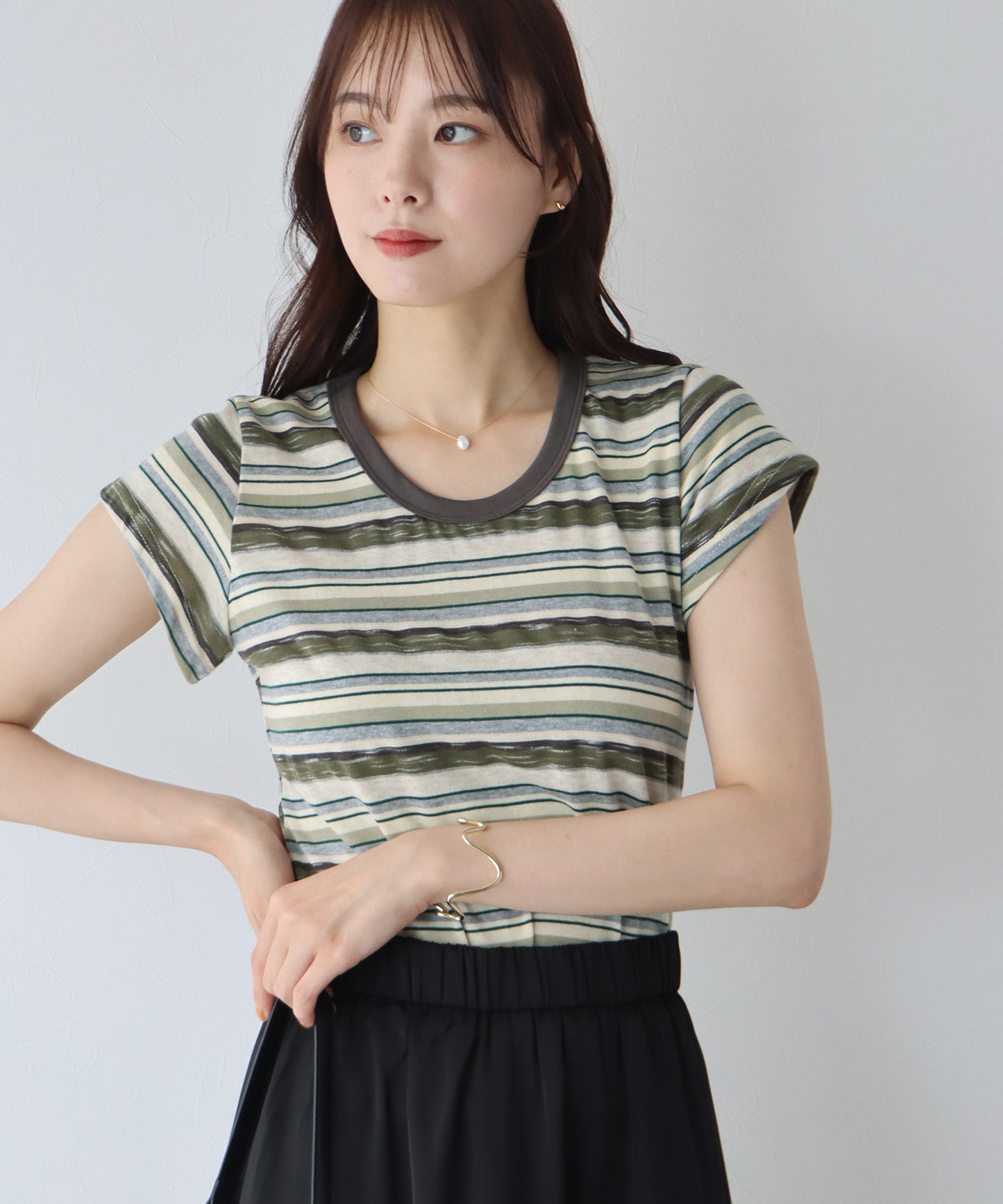 멀티 보더 배색 T셔츠【고양이 포스】