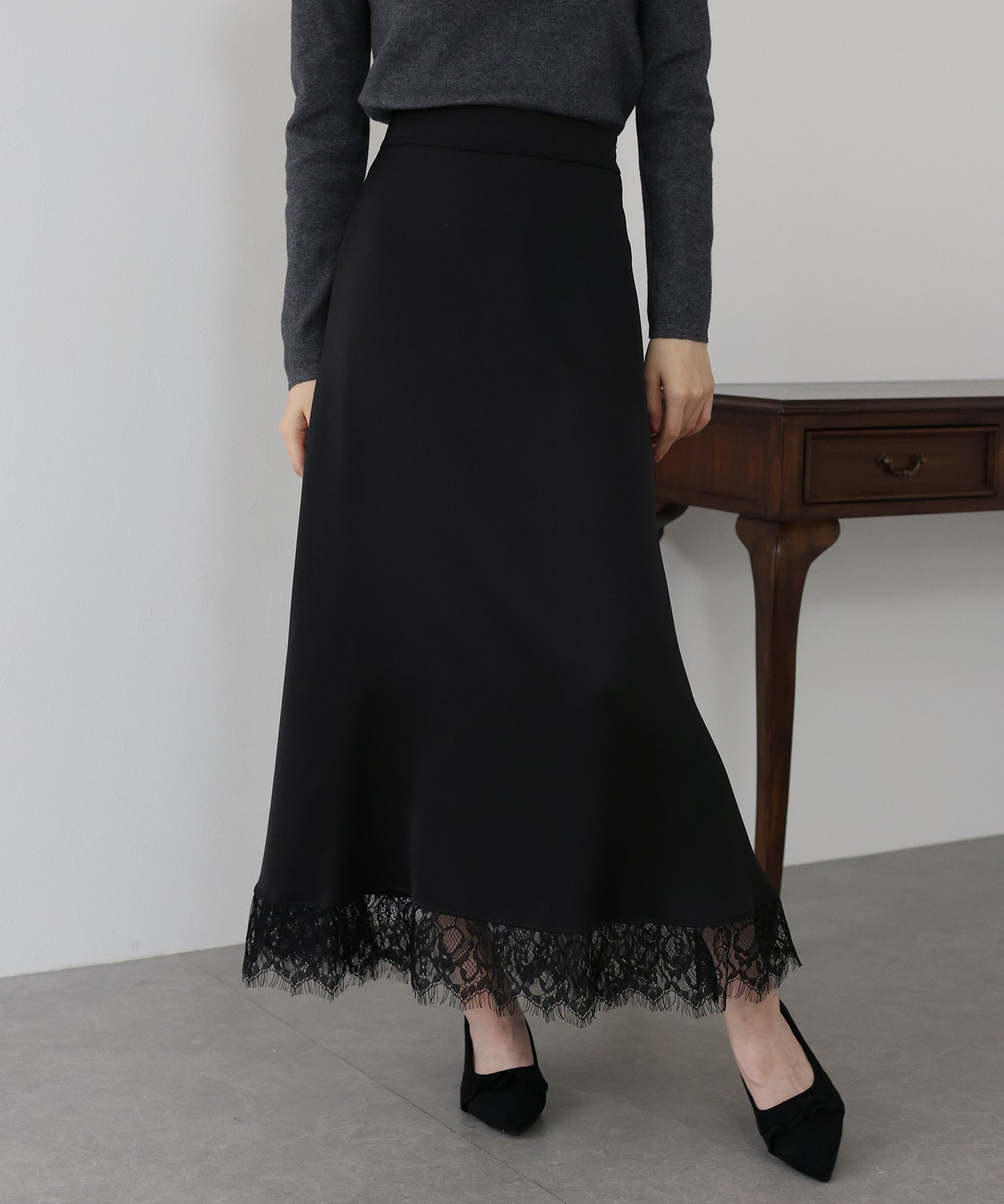 【早割5%OFF】レース切替サテンマーメイドスカート