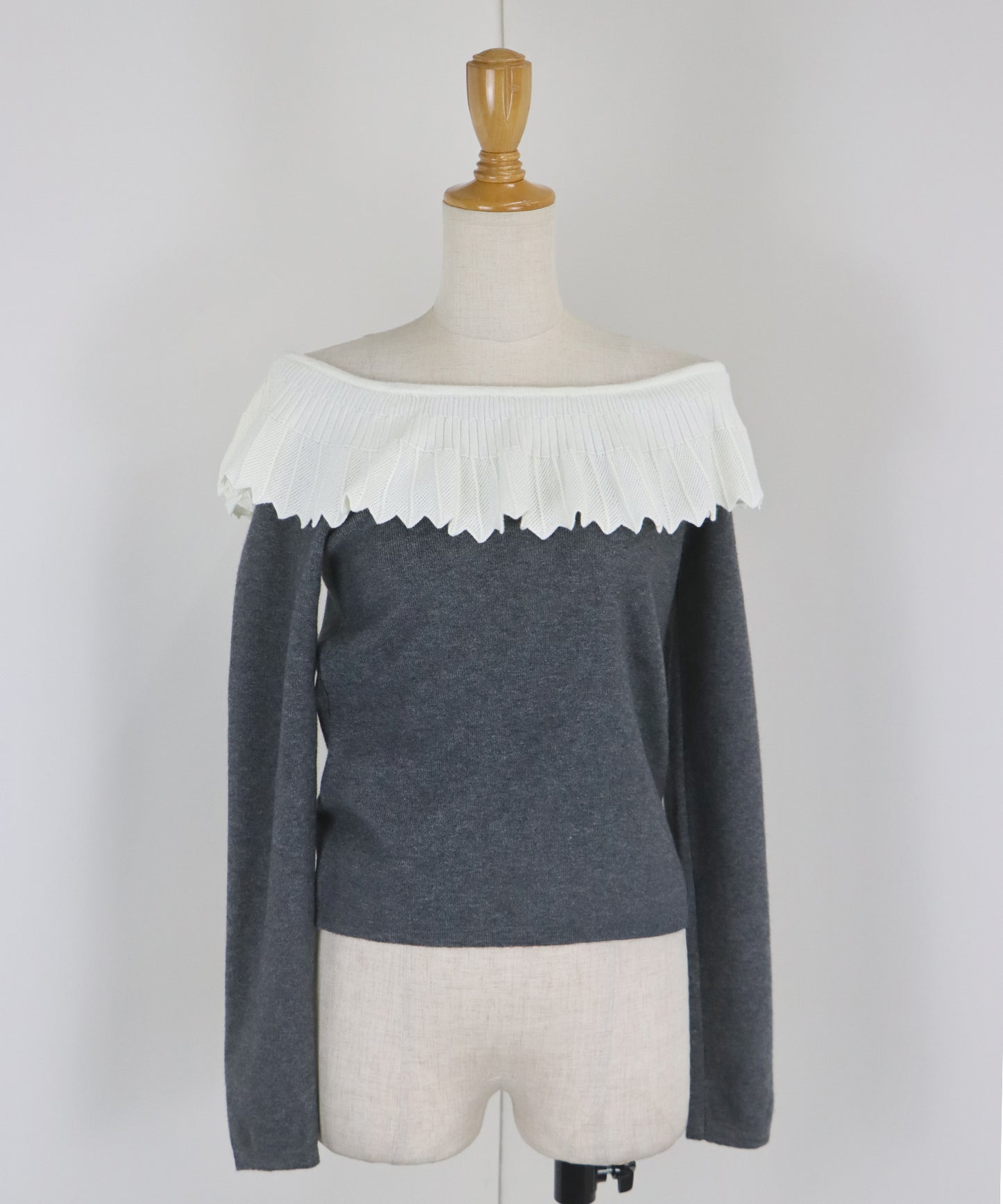 レース襟ニット