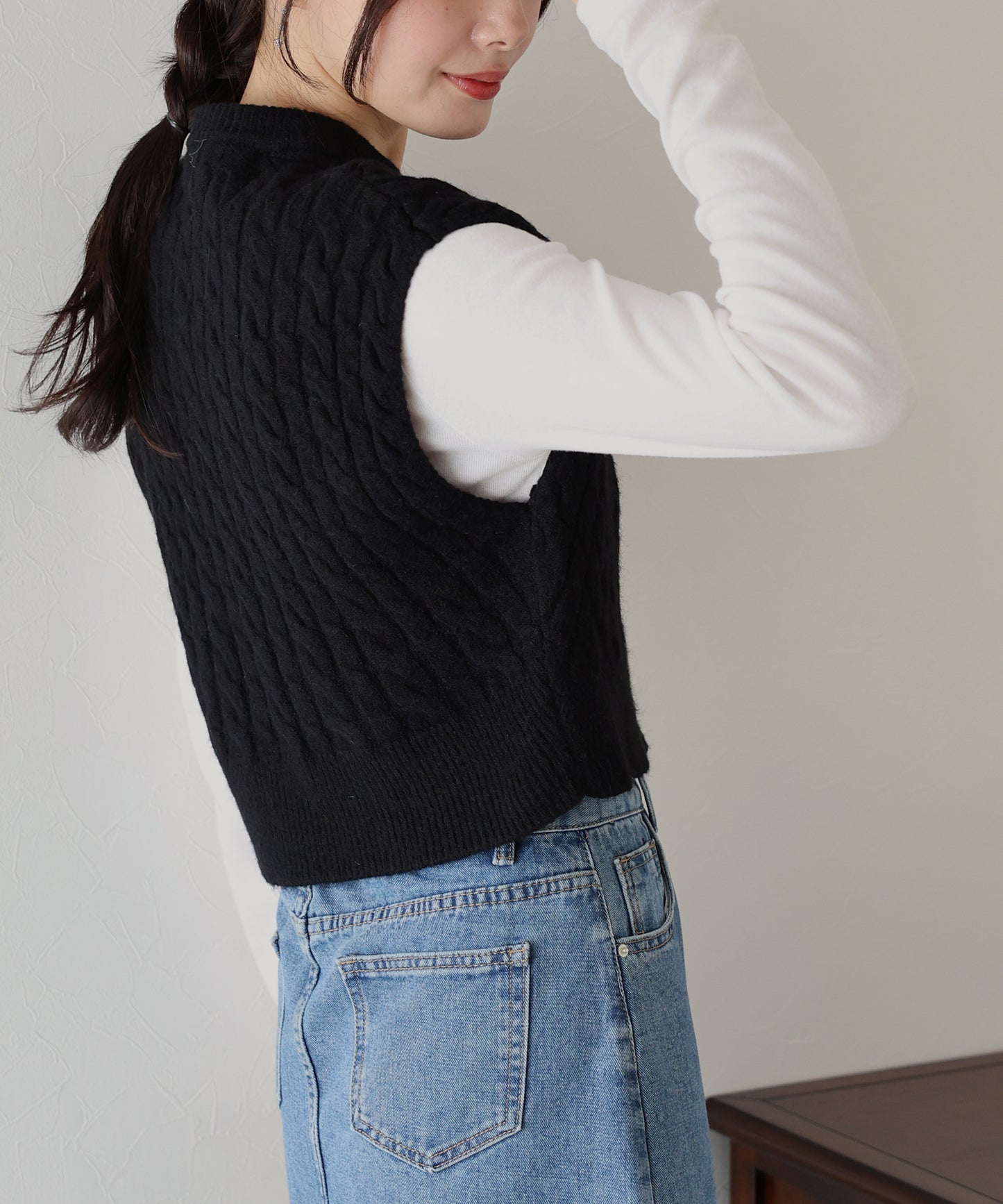【SALE】ウッドボタンケーブルベスト
