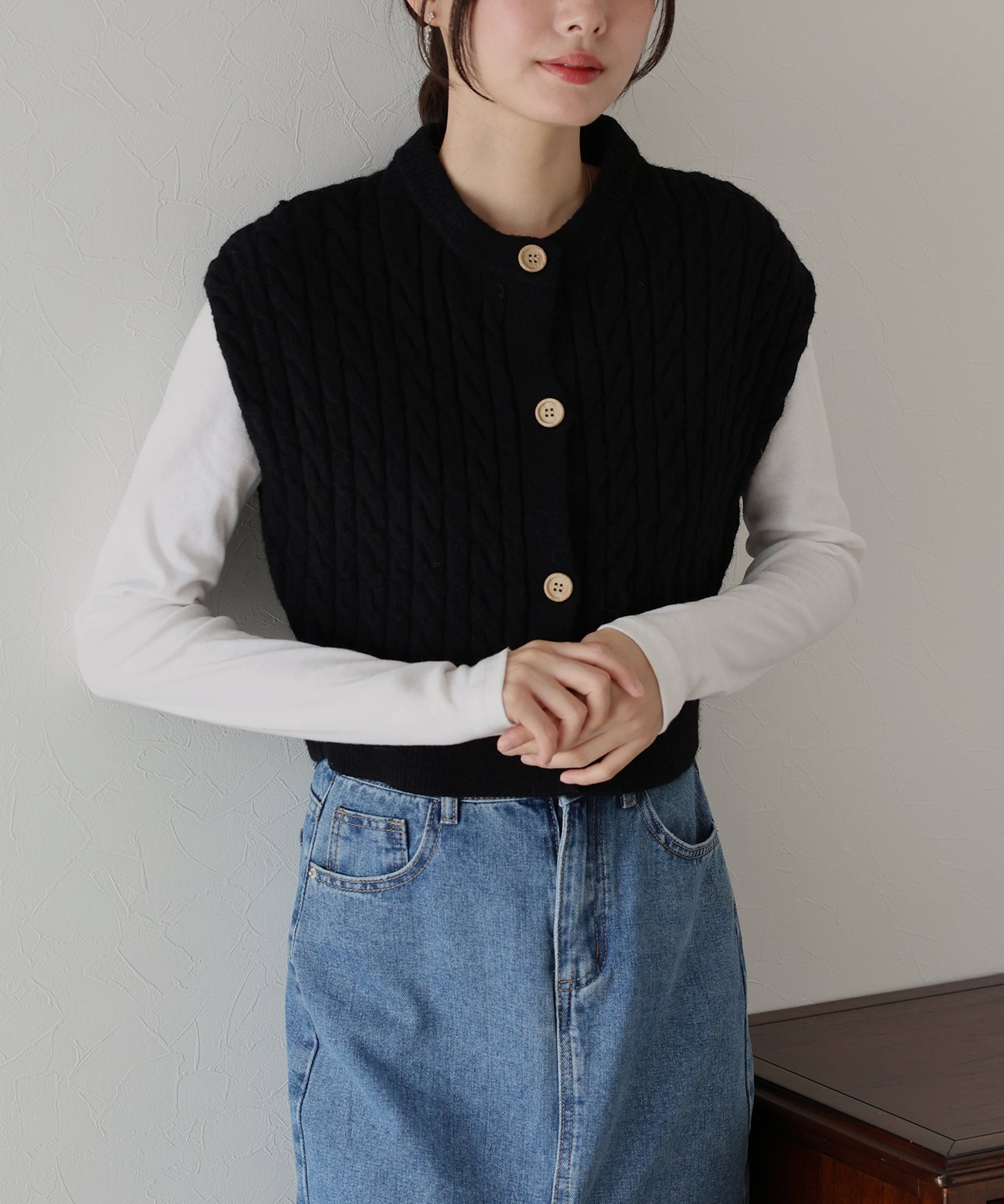 【SALE】ウッドボタンケーブルベスト