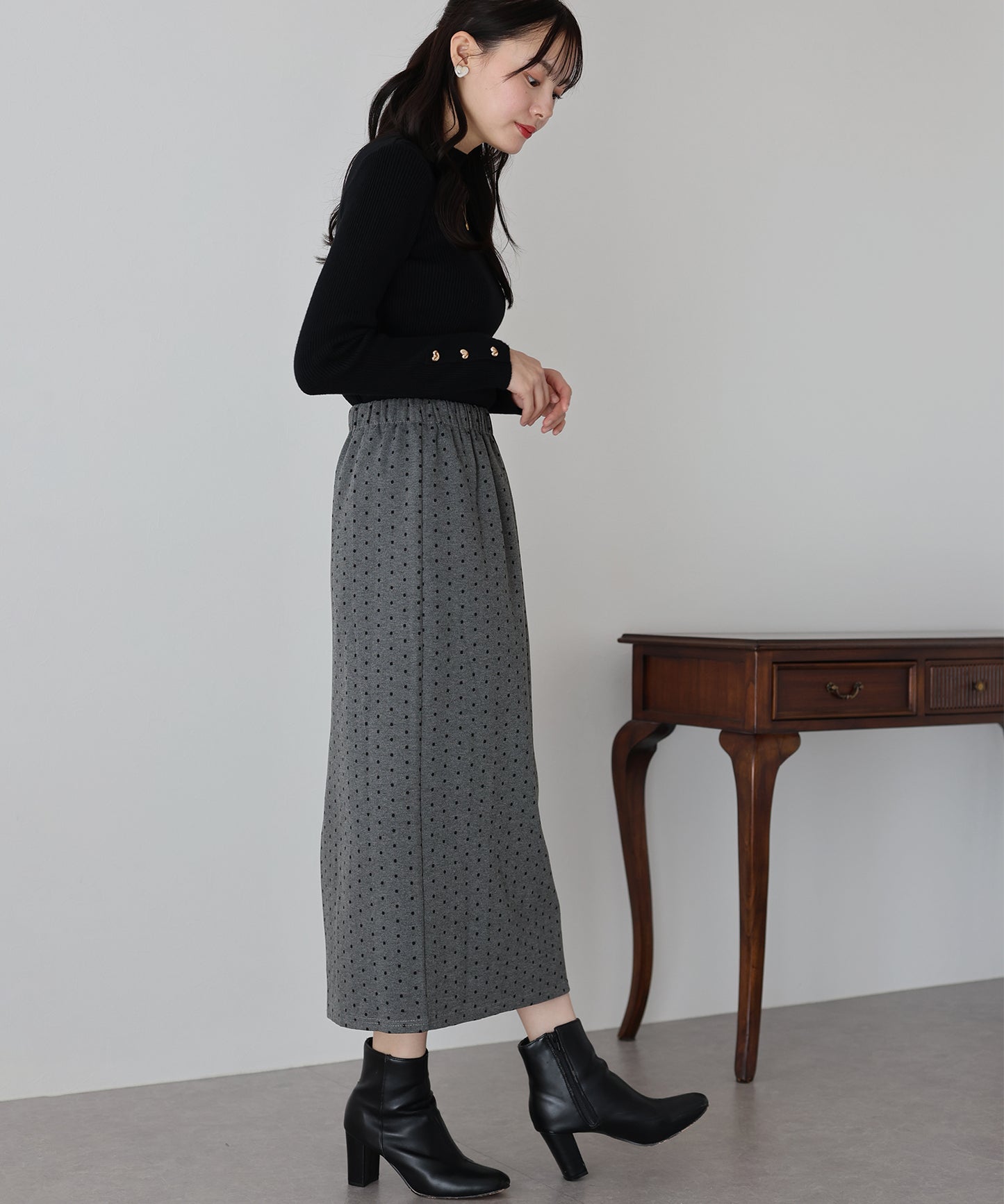 【SALE】ドットタイトスカート