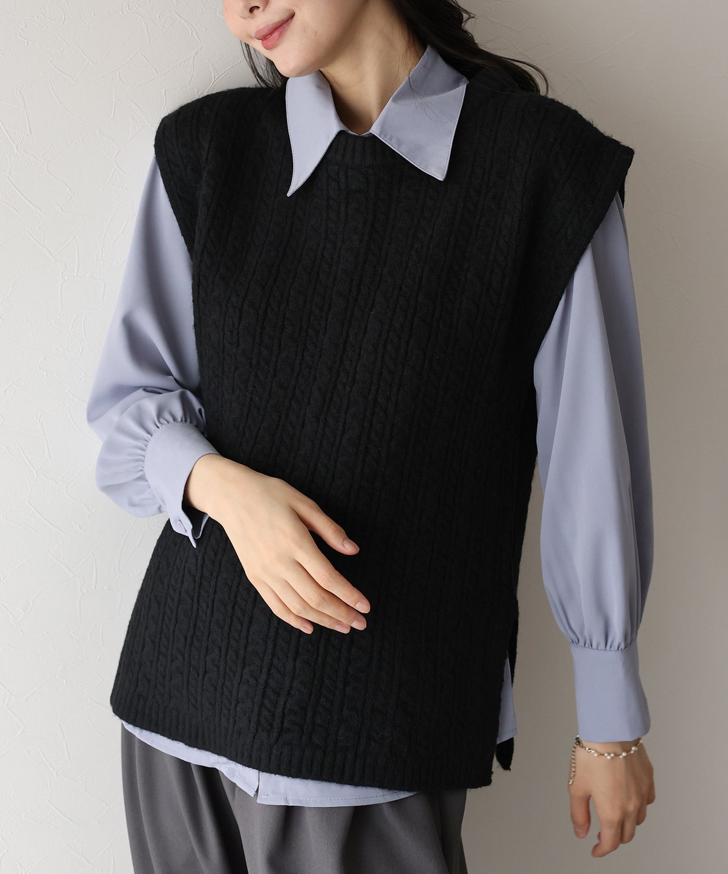 【早割5%OFF】ケーブルオーバーニットベスト