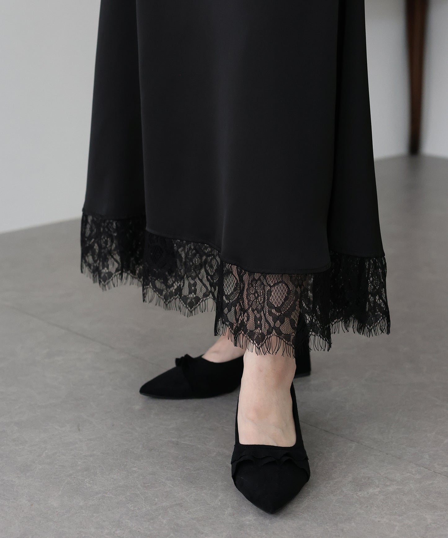 【早割5%OFF】レース切替サテンマーメイドスカート