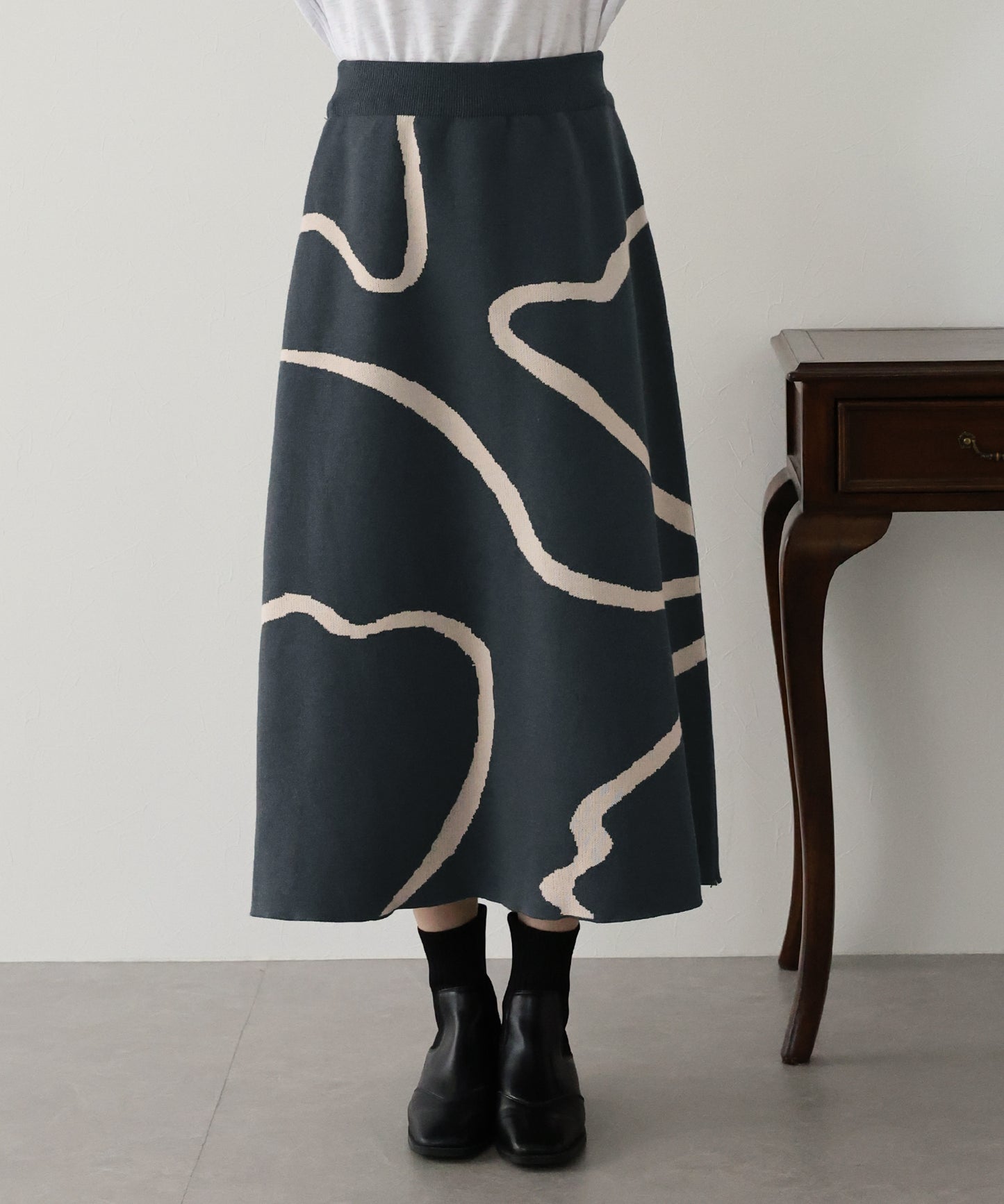 【SALE】ラインジャガードニットスカート