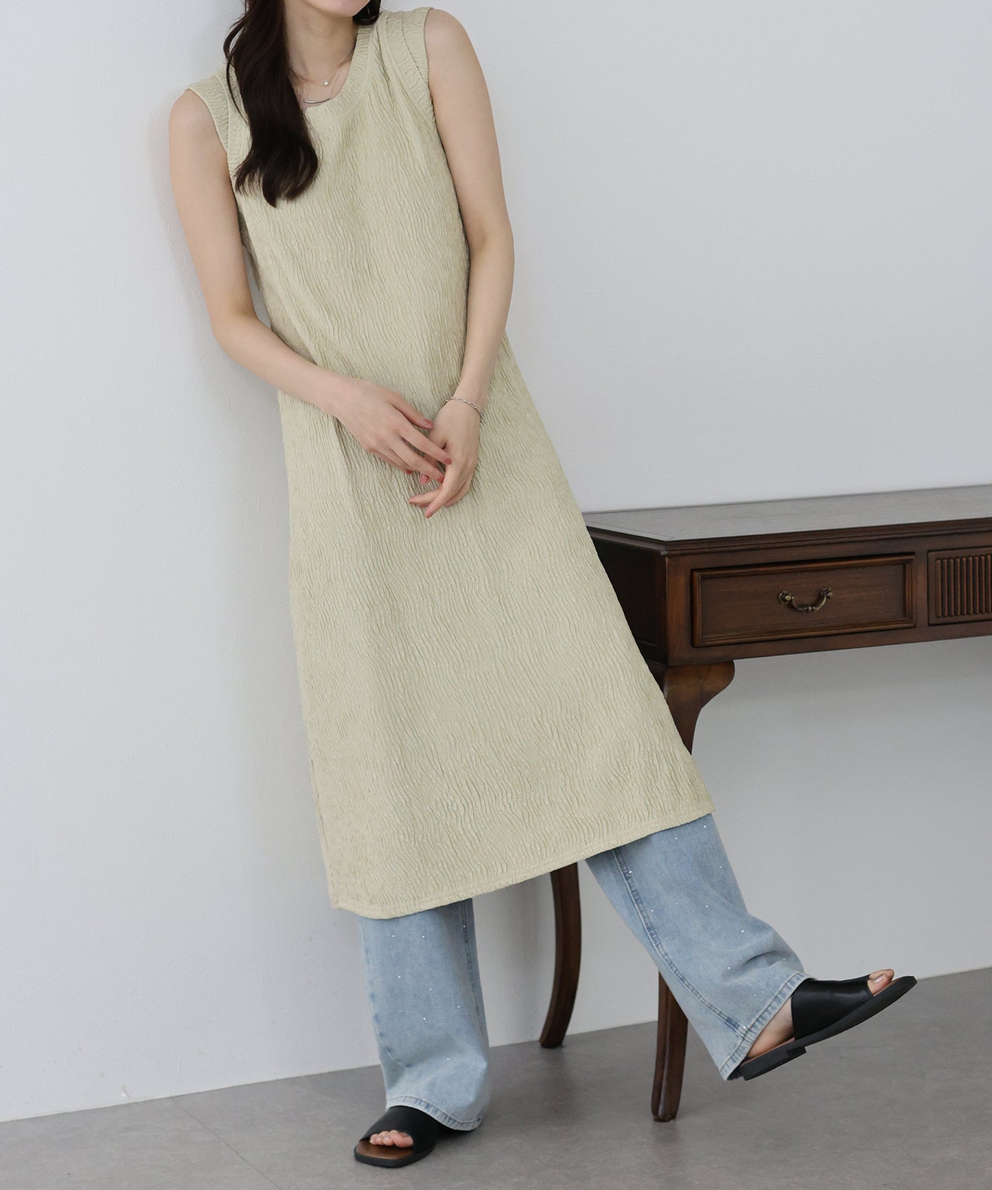 【新商品限定5%OFF(木)】フレンチスリーブプリーツワンピース