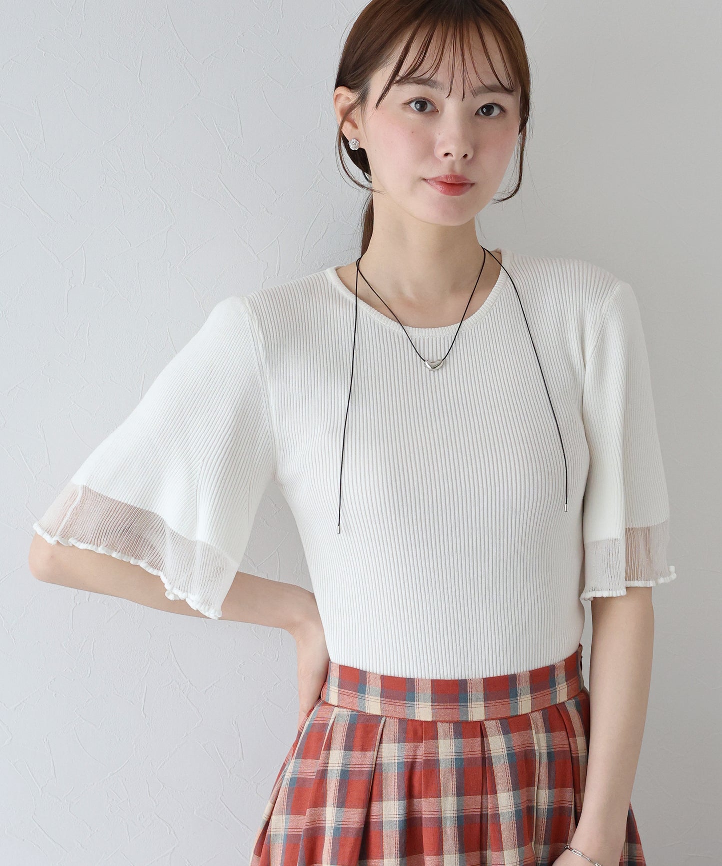 【TIME SALE】半袖先シアーリブニット