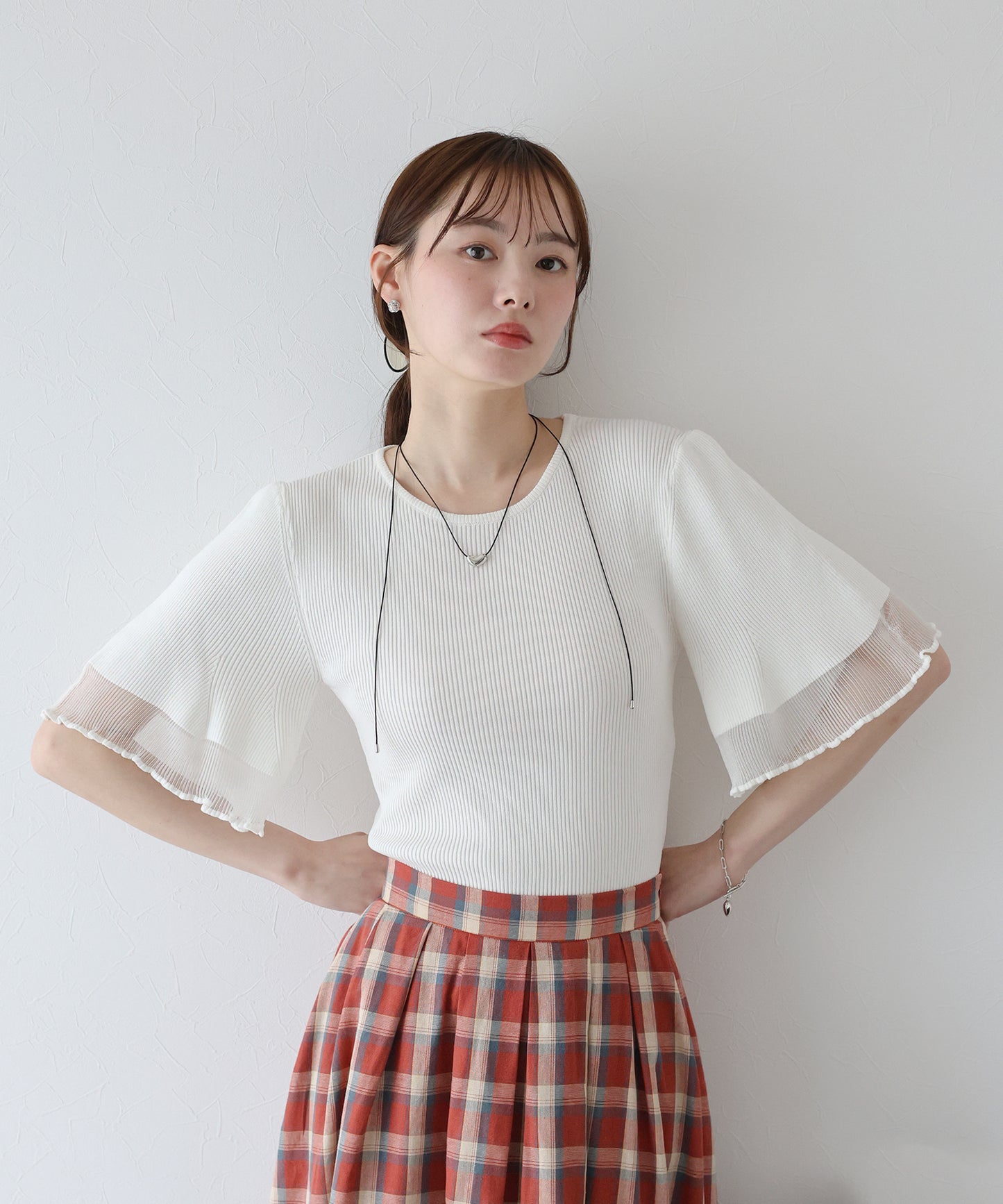 【TIME SALE】半袖先シアーリブニット