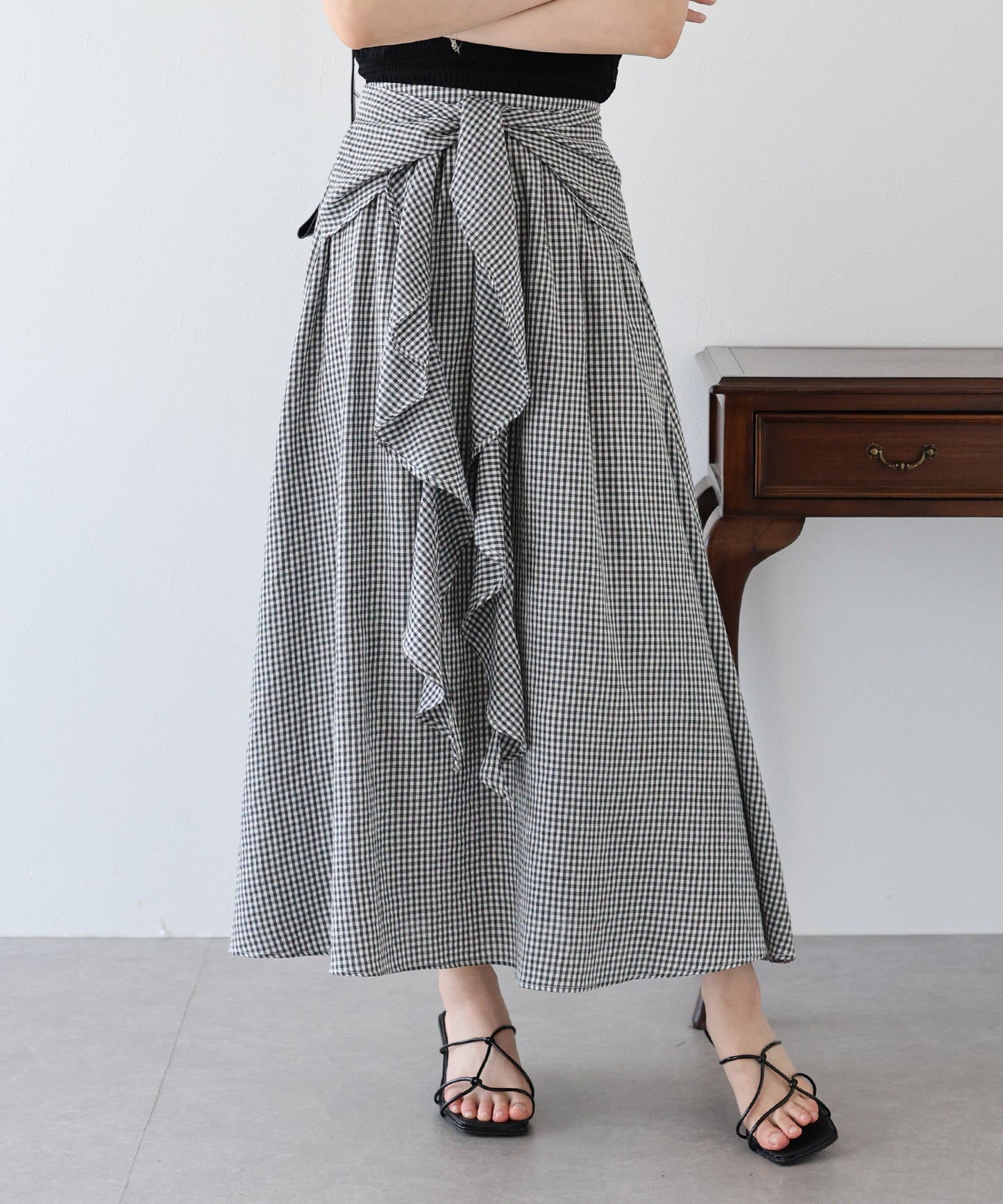 【SALE】フロントフリルチェックスカート
