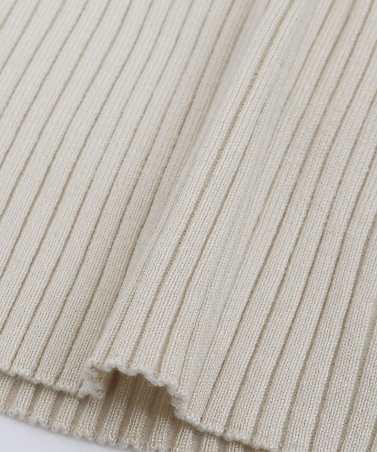 ポロ衿リブニット